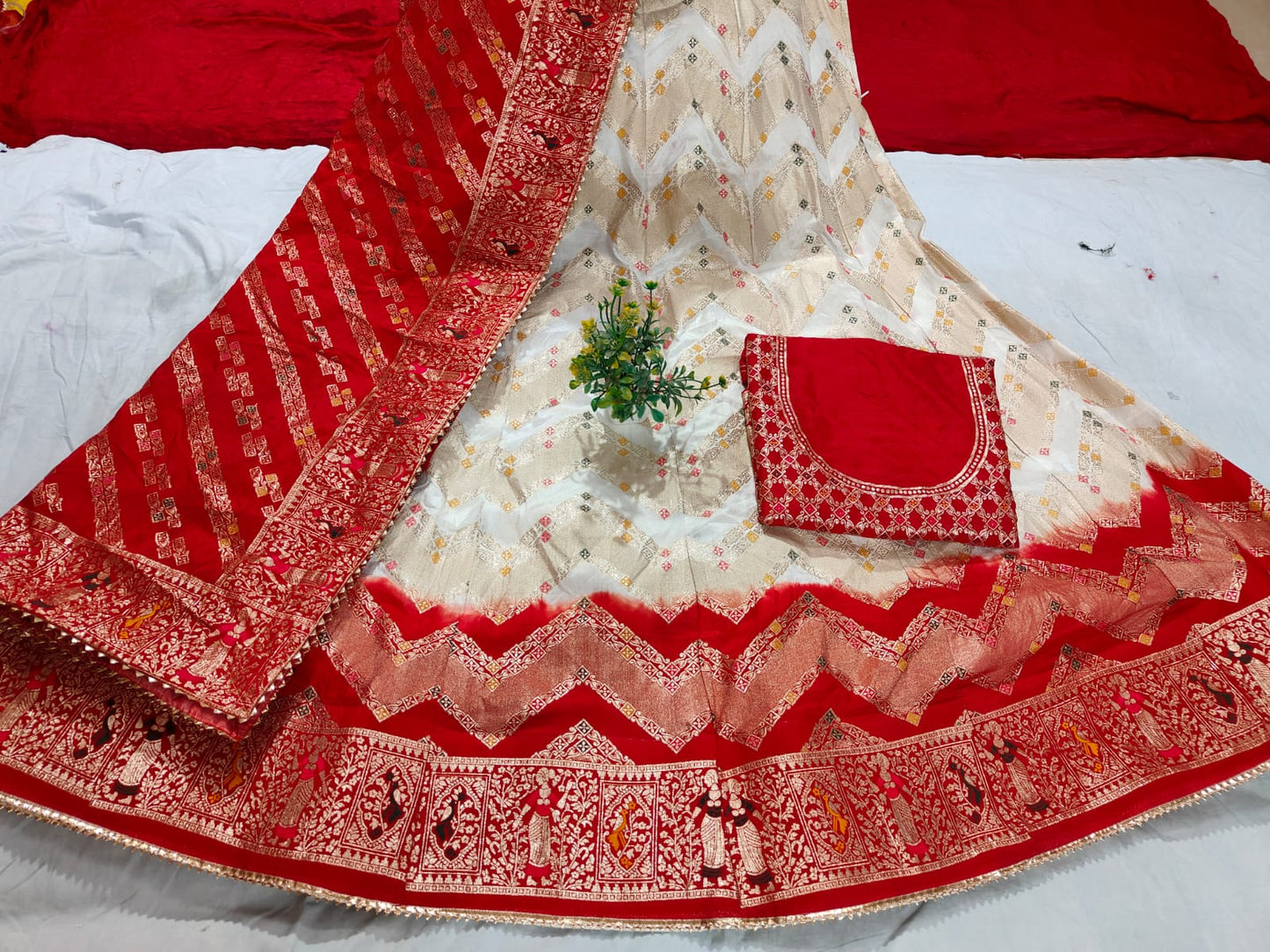 Kayatri New Pure Banarasi Style Lehenga