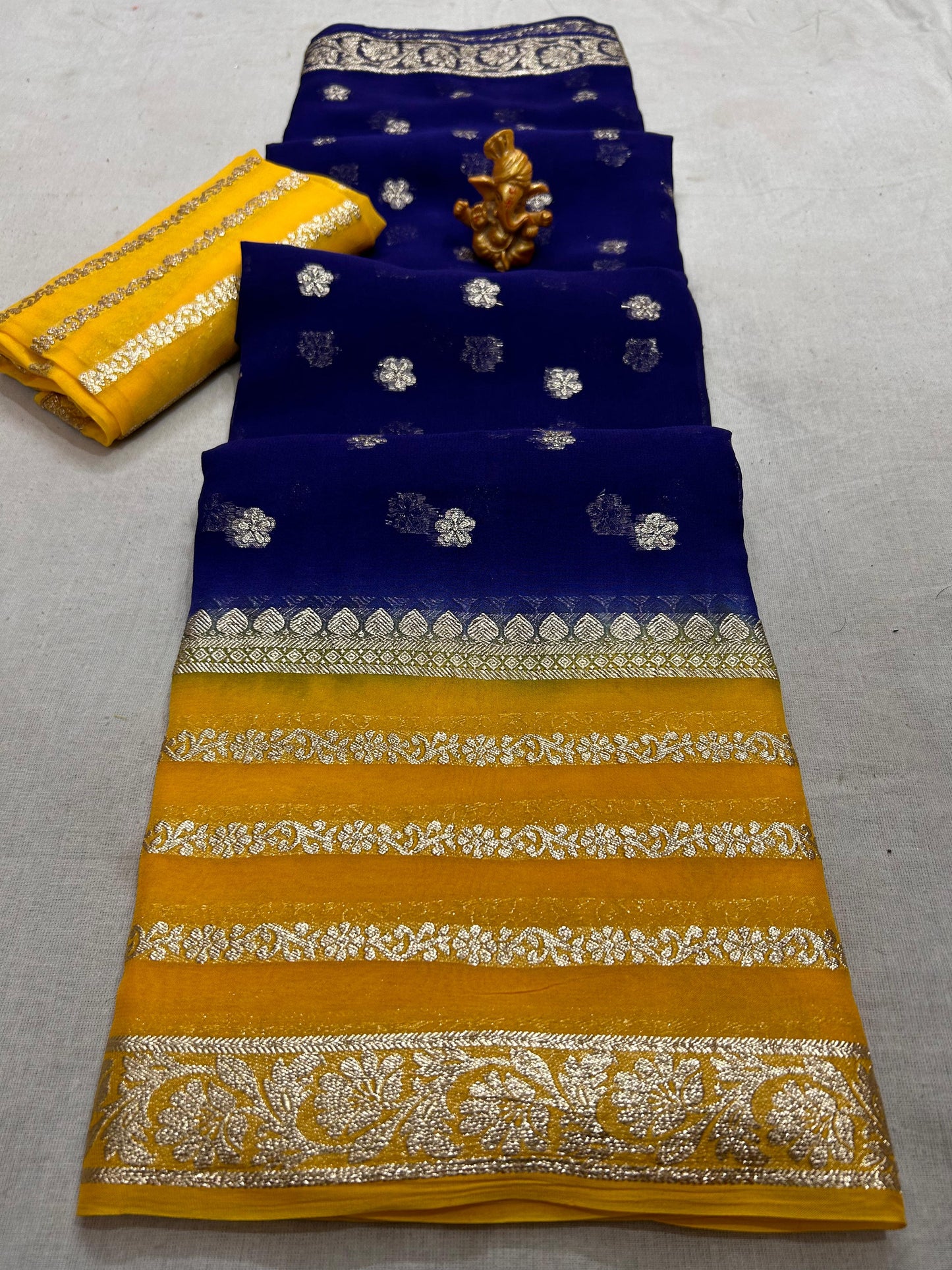 Kayatri Beautiful Jaipuri 2 Shadded Dai Saree
