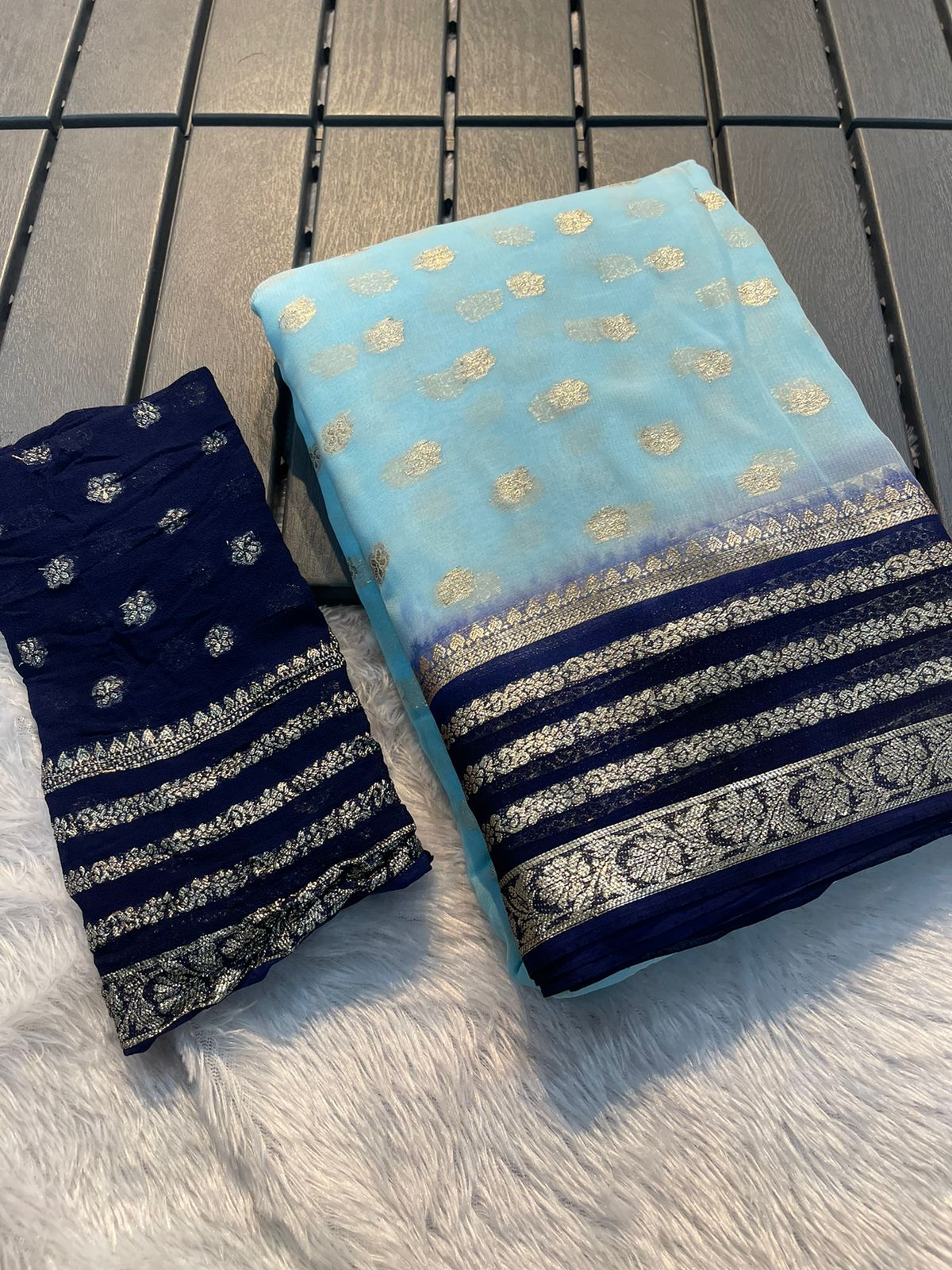 Kayatri Beautiful Jaipuri 2 Shadded Dai Saree