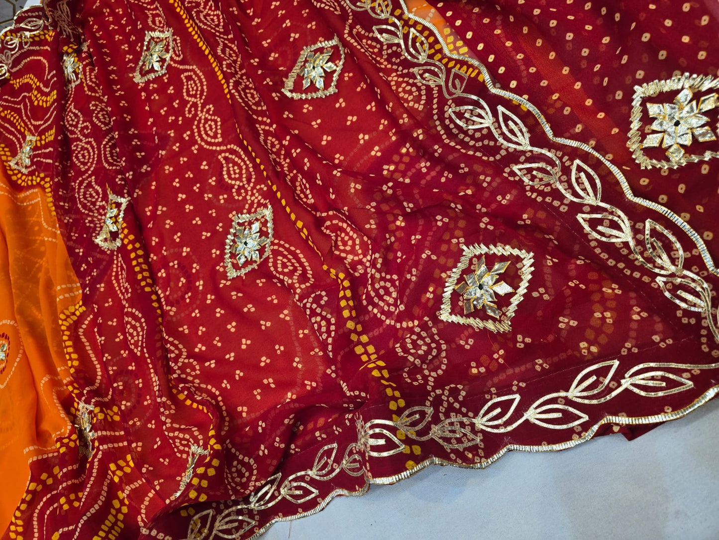 Kayatri Pure Georgette Patang Pila Bandhej Saree