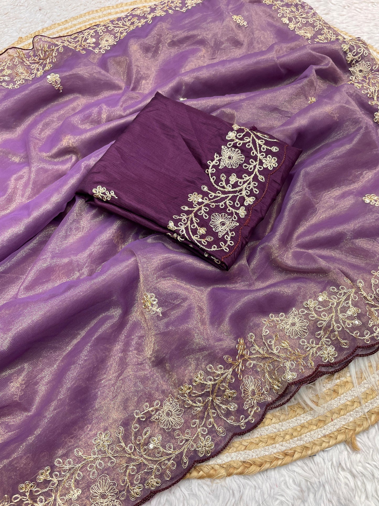 Kayatri New Twil Net Bollywood Style Saree