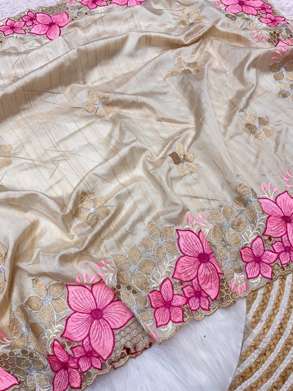 Kayatri New Soft Gadwal Silk Fabric With Embroidery Flower Work Saree