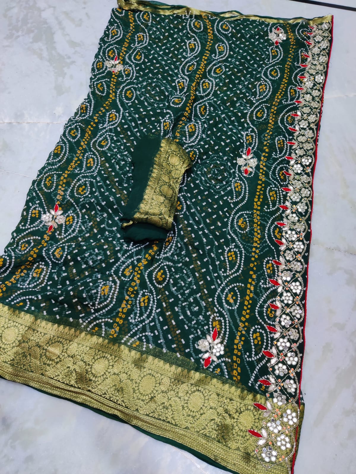 Kayatri New Pure Viscose Georgette Handwork Saree