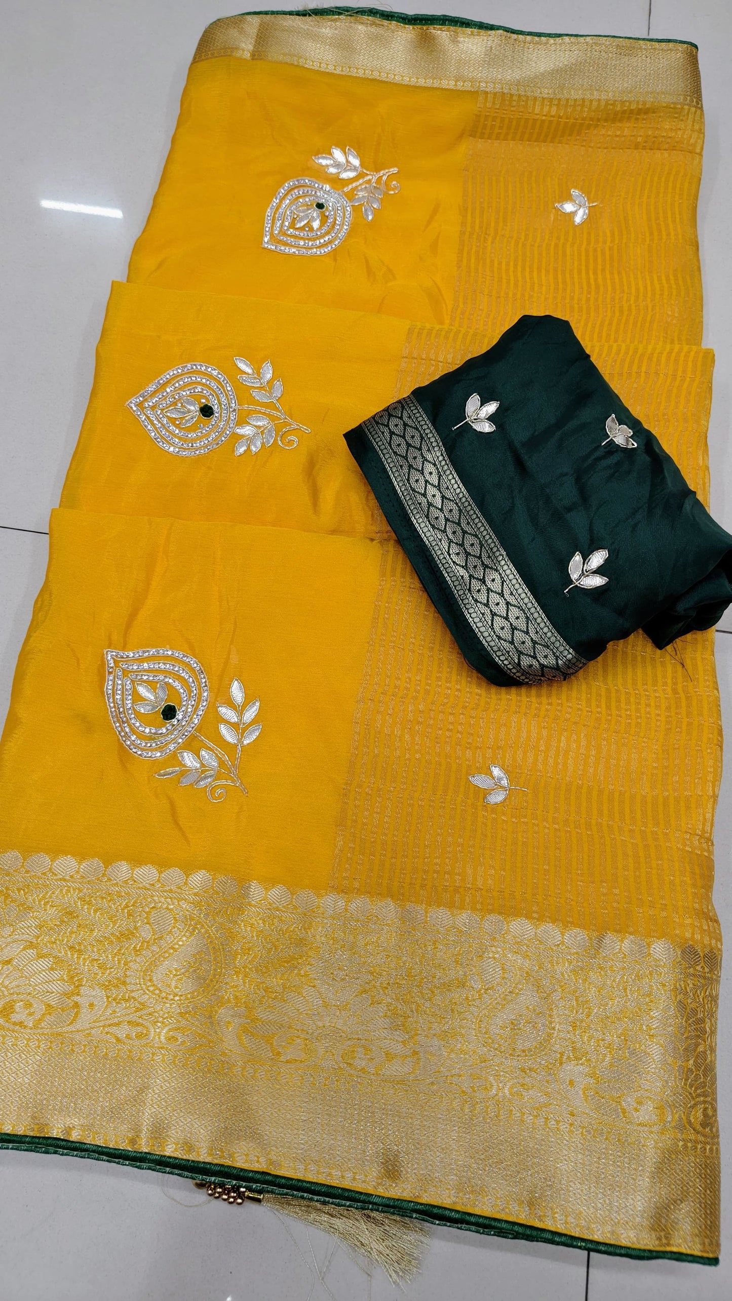 Kayatri New H O Silk Single Dai Gotapatti Work Saree