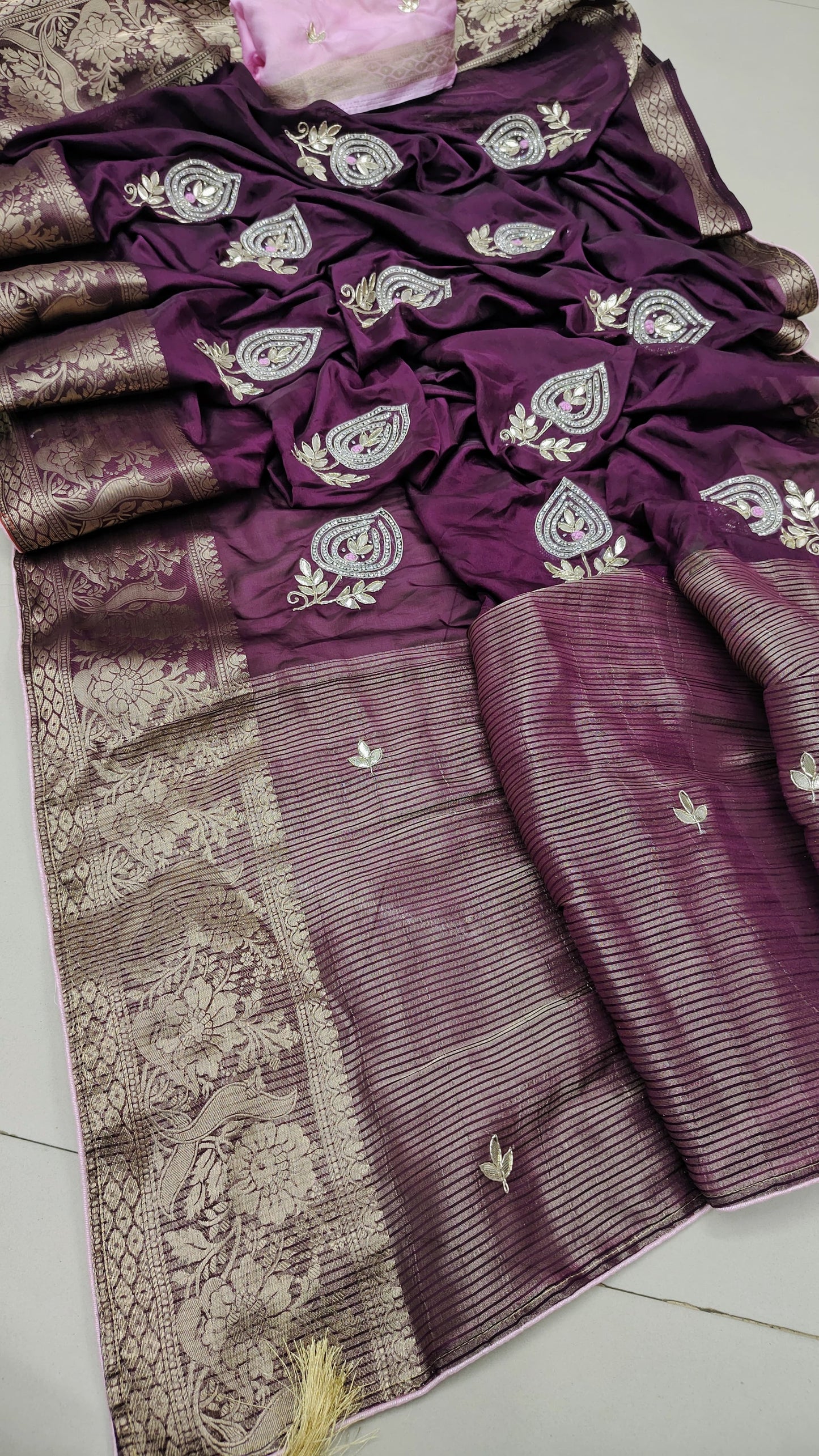 Kayatri New H O Silk Single Dai Gotapatti Work Saree