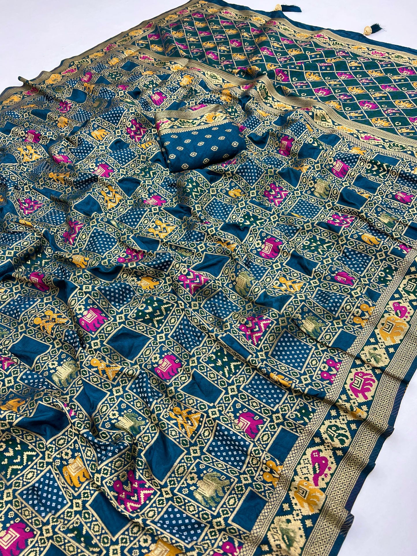 Kayatri Latest Pure Patola Silk Meenakari Weaving Saree