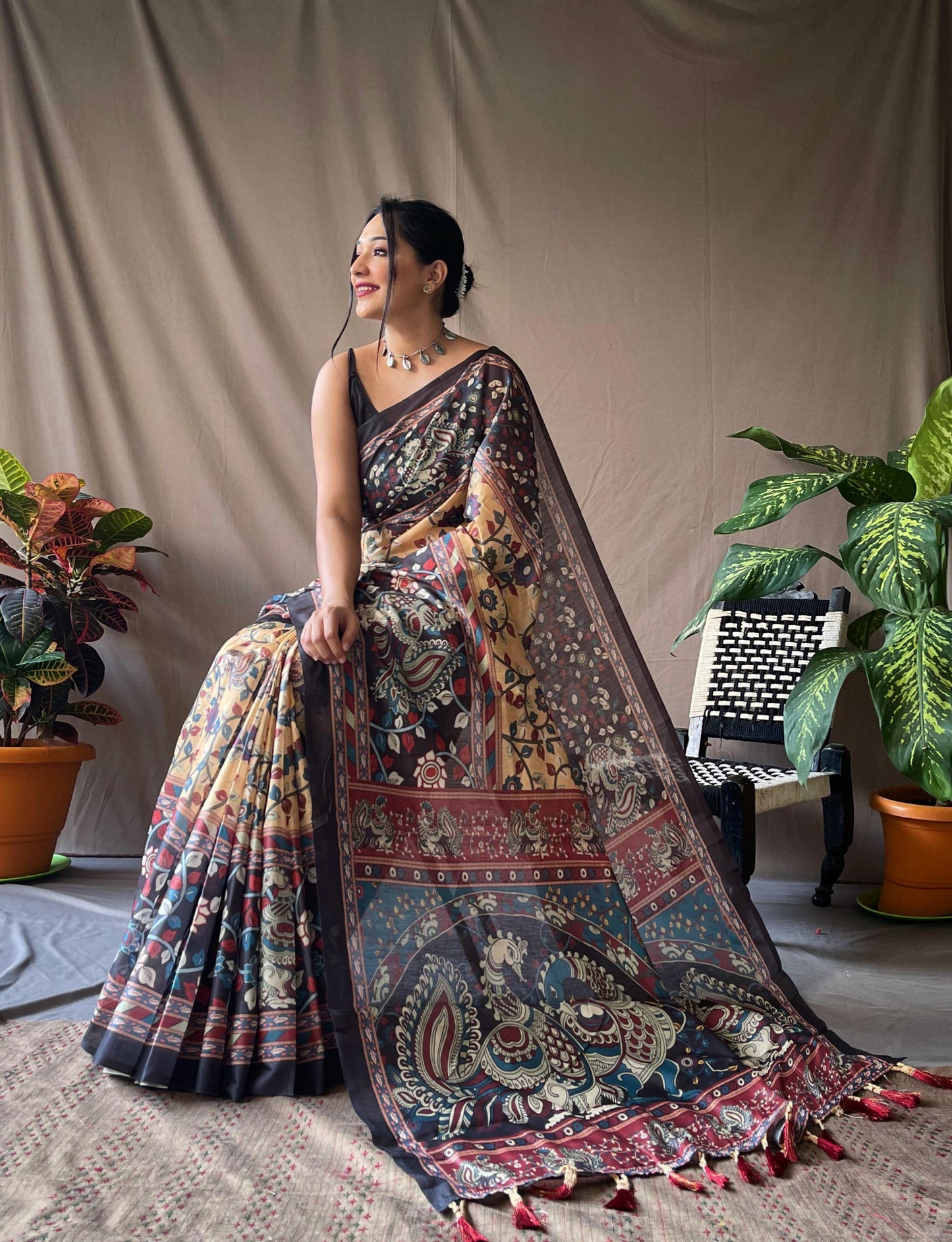 Kayatri Beautiful Pure Cotton Kalamkari Print With Contrast Pallu Saree