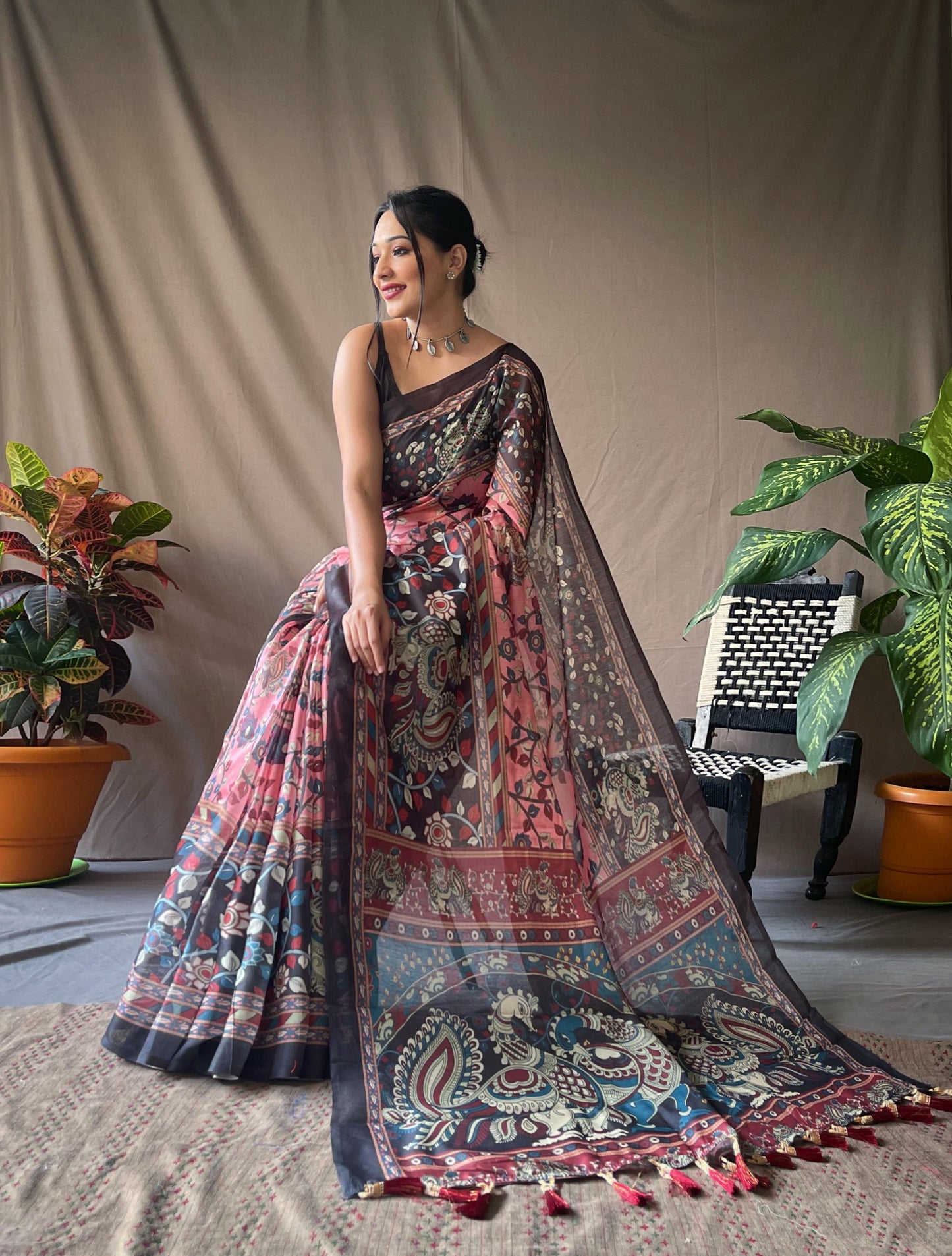 Kayatri Beautiful Pure Cotton Kalamkari Print With Contrast Pallu Saree