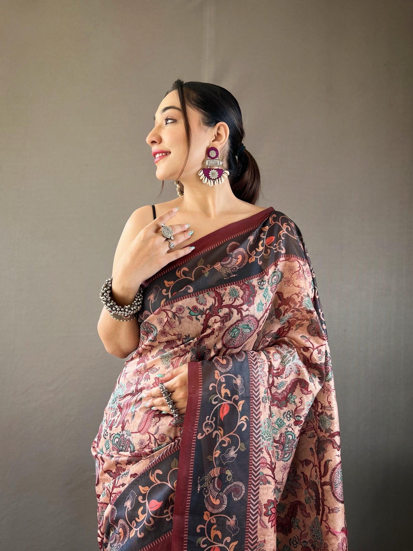 Kayatri New Pure Cotton Kalamkari Print With Contrast Pallu Saree