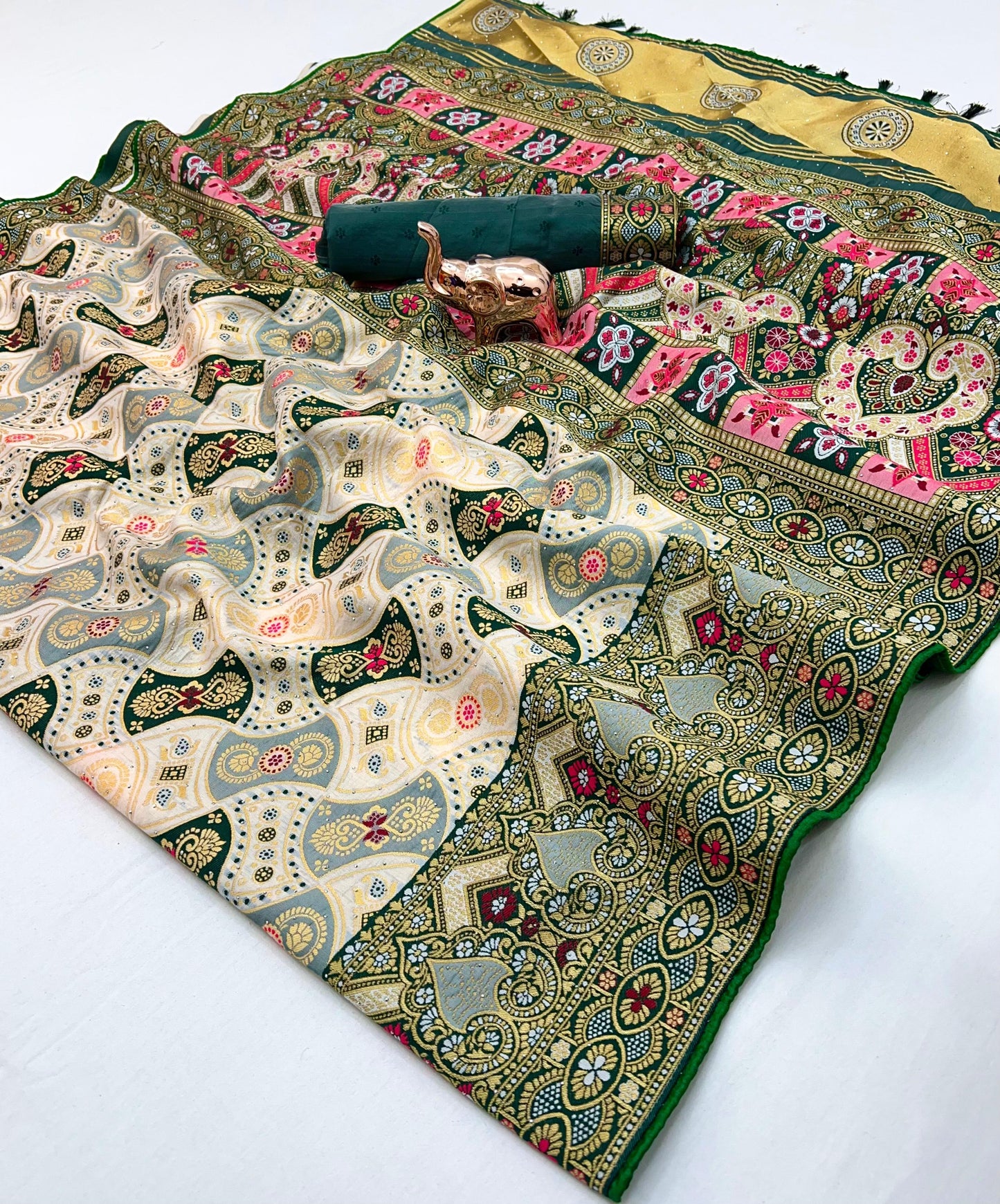 Kayatri New Sirvoski Diamond Work Saree