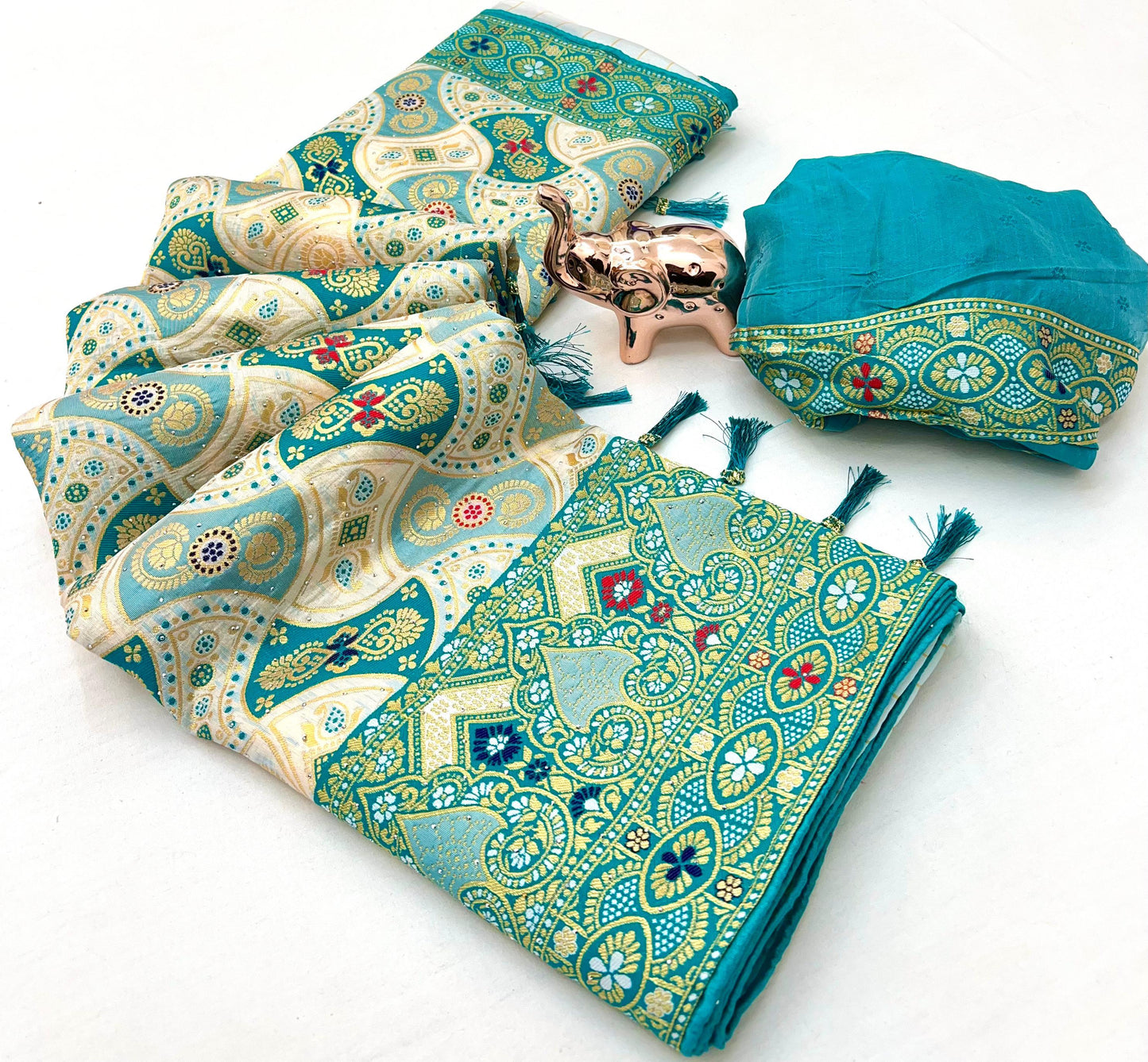 Kayatri New Sirvoski Diamond Work Saree