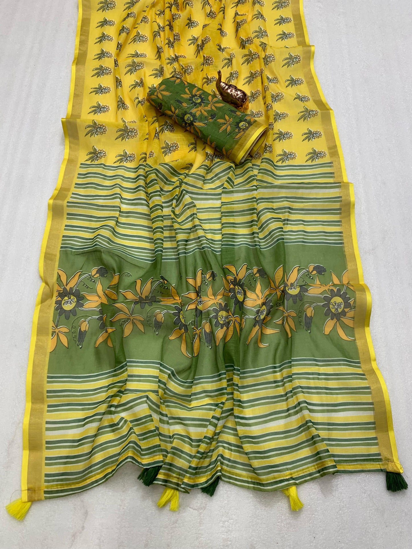 Kayatri New printed Kalamkari Patola And Batik Print Saree