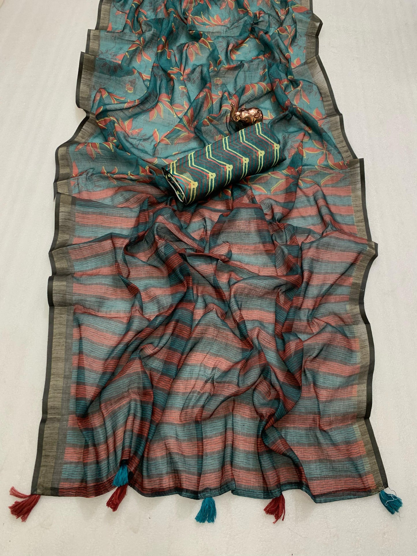Kayatri New printed Kalamkari Patola And Batik Print Saree