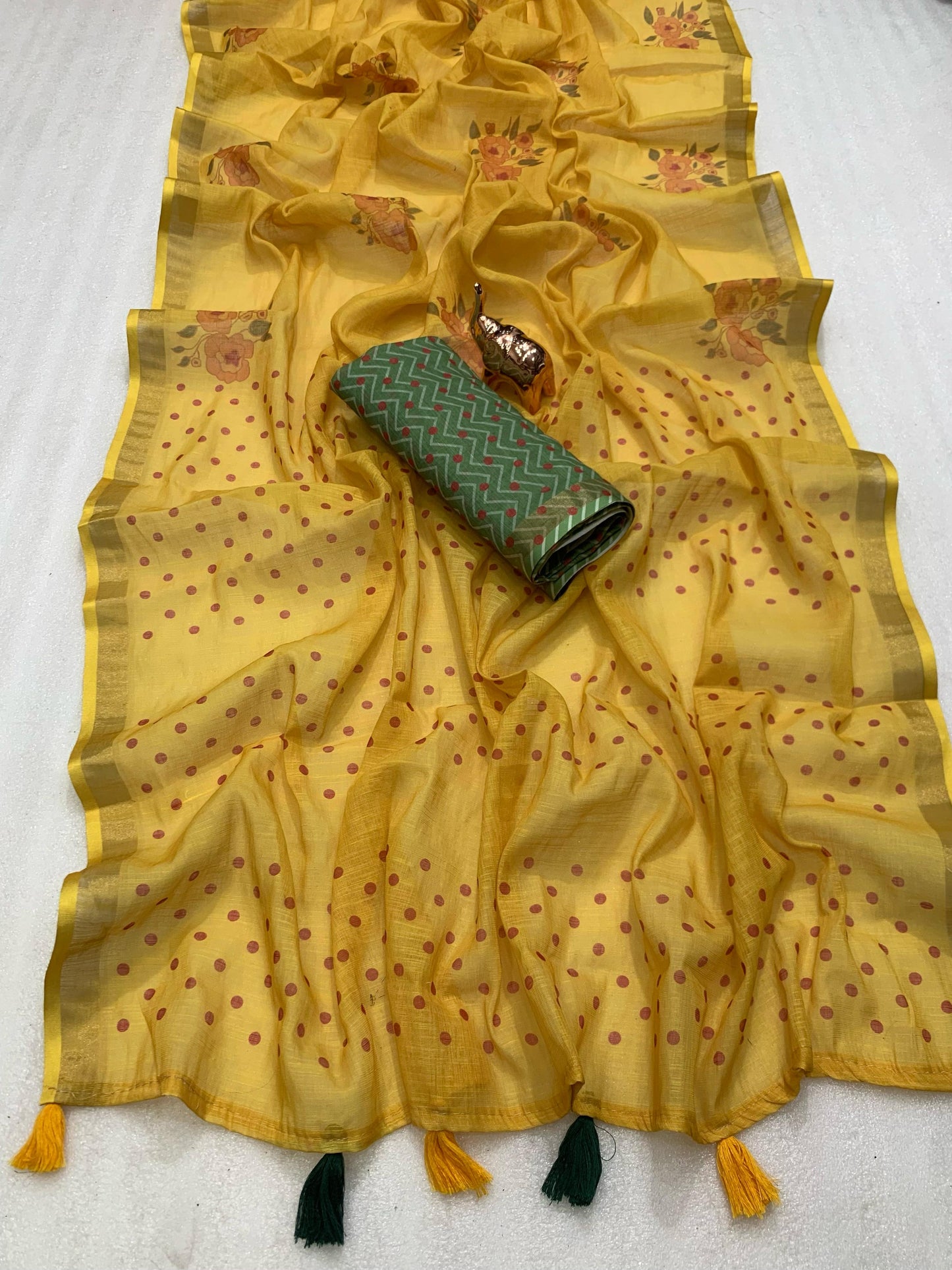 Kayatri New printed Kalamkari Patola And Batik Print Saree