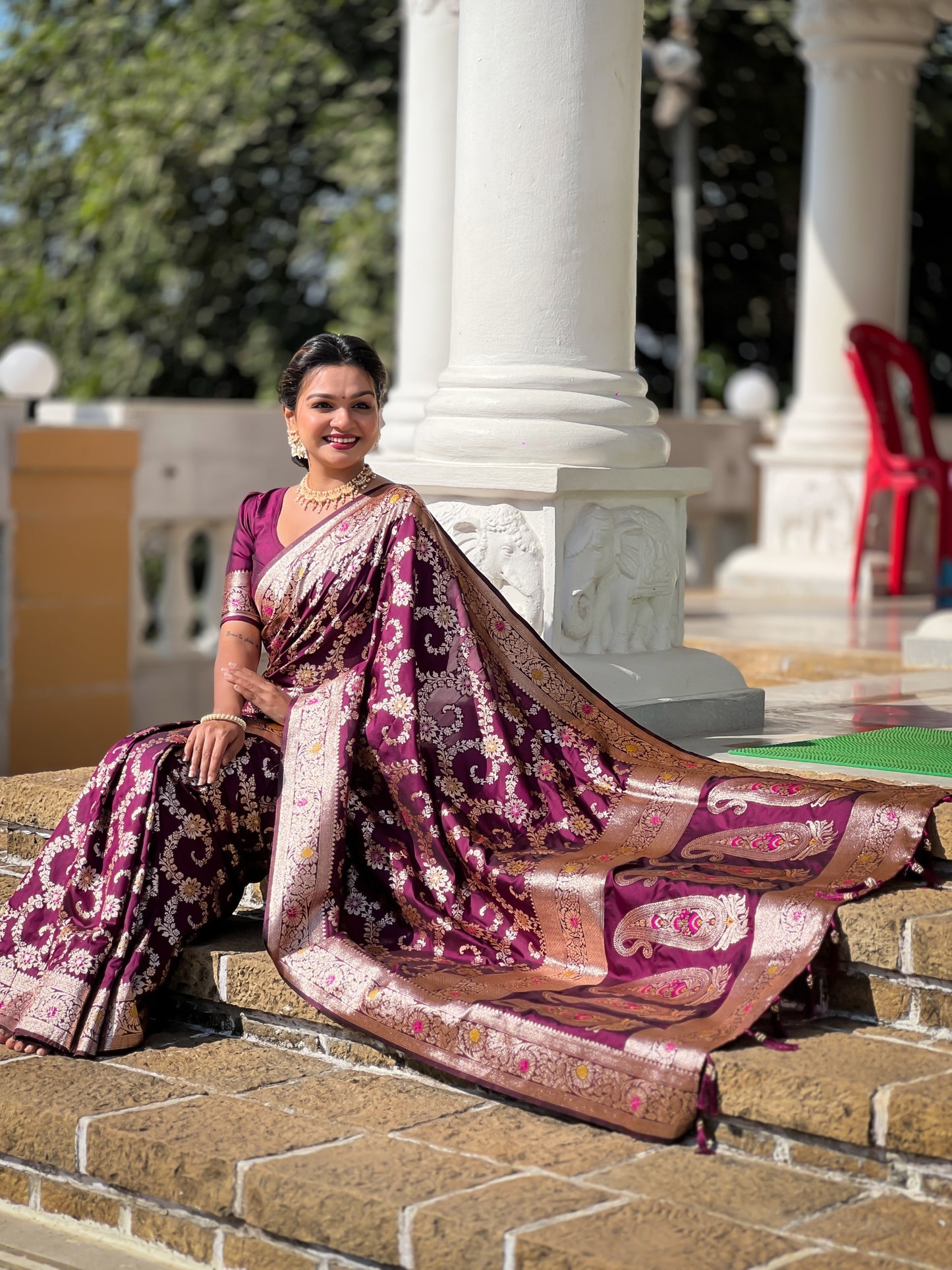 Kayatri New Pure Banarasi Silk With Meenakari Zari Weaving Saree