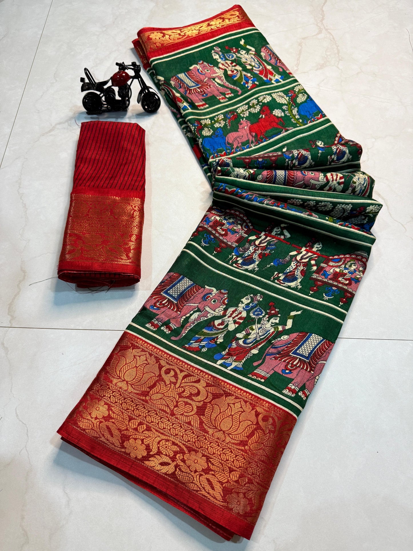 Kayatri New Pure Dola Silk With Jequrd Silk Saree