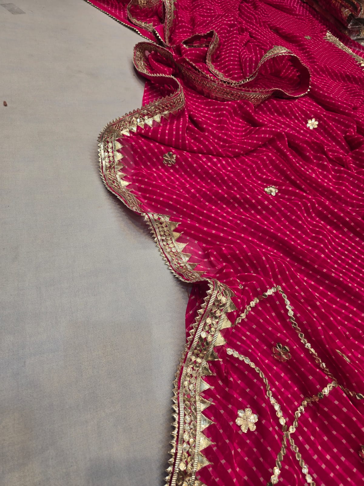 Kayatri New Georgette Mothra Leheriya Saree