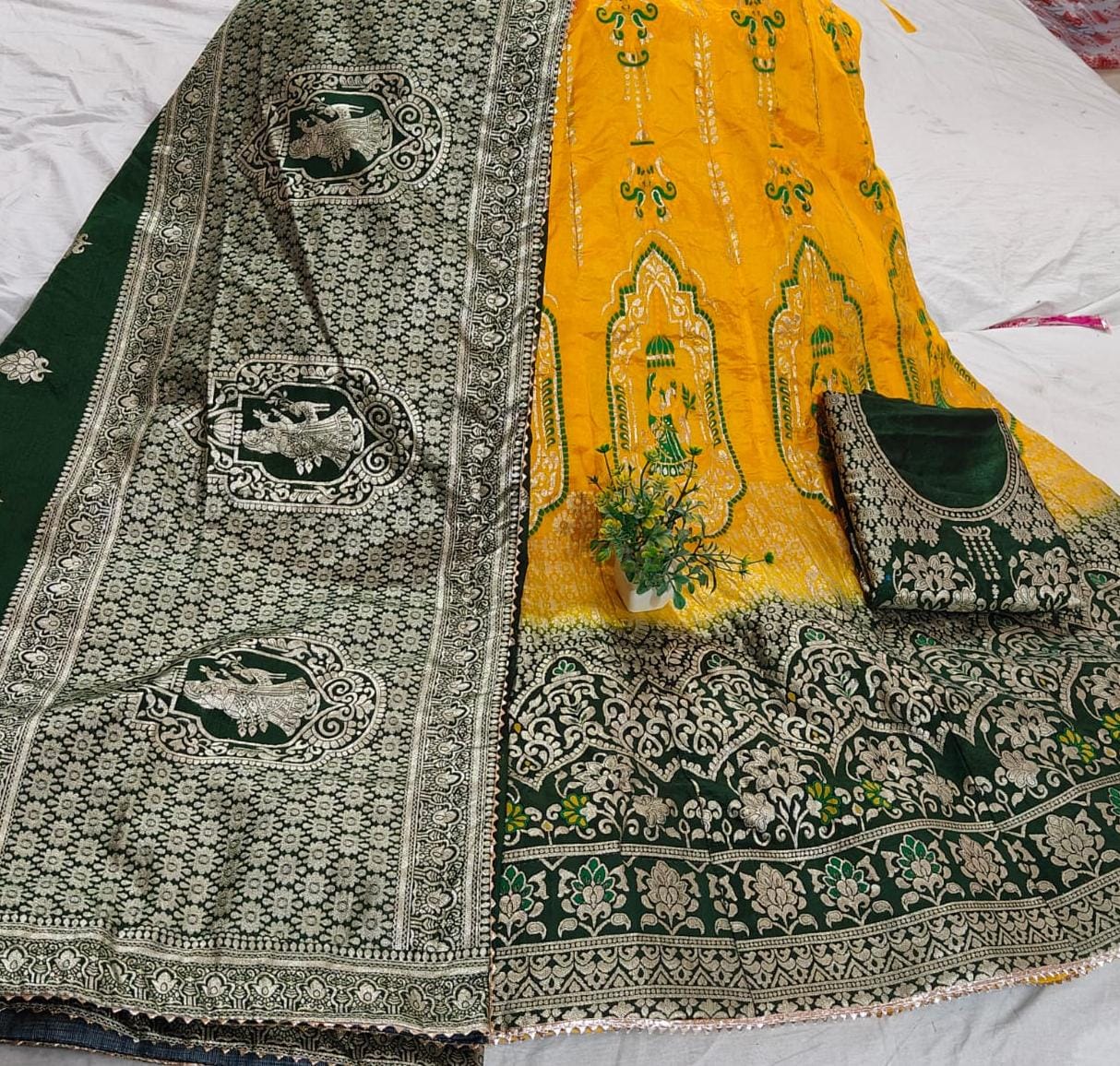 Kayatri New Pure Banarasi Dola Silk Lehenga