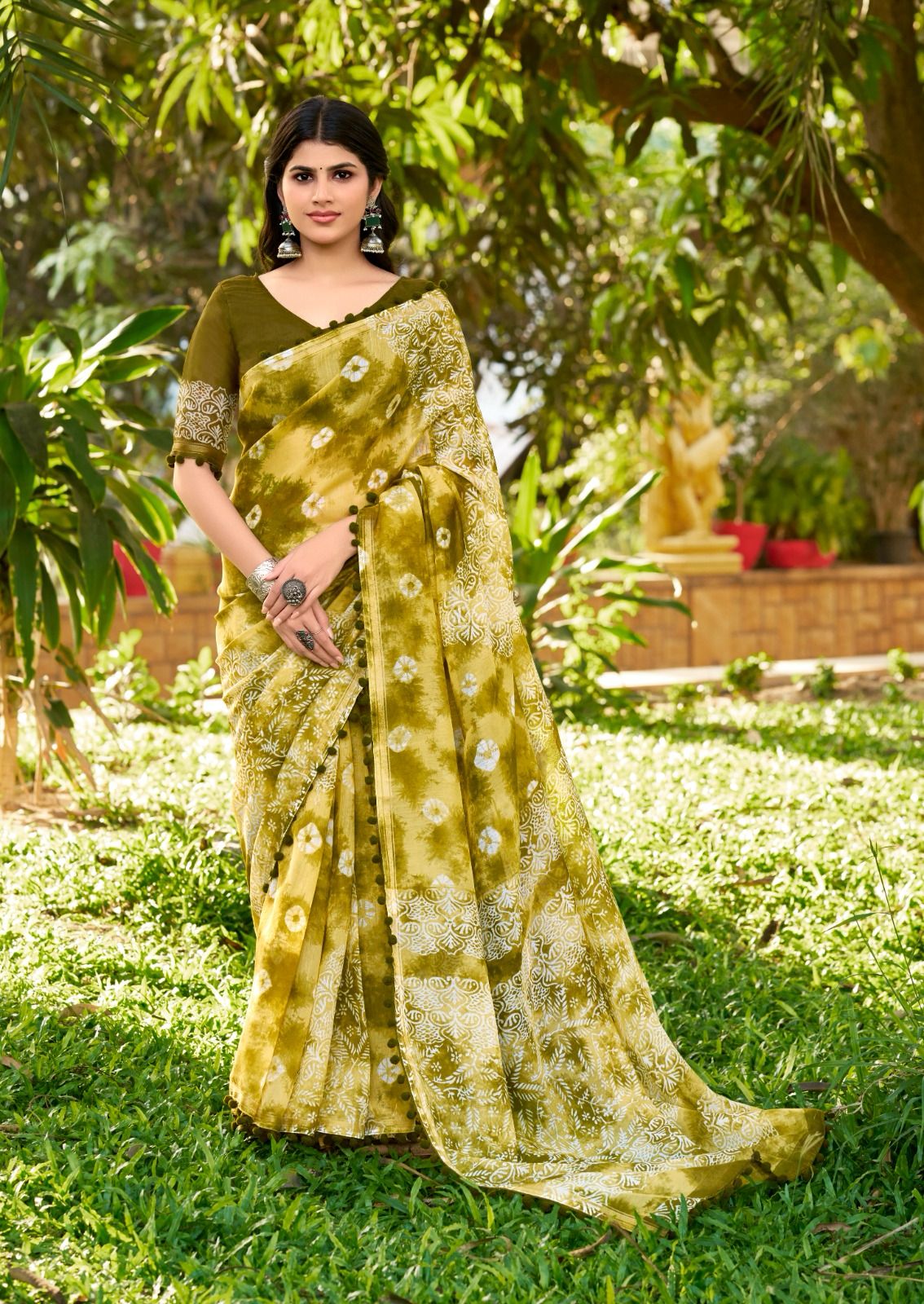 Kayatri New Soft Cotton With Pum Pum Border Saree