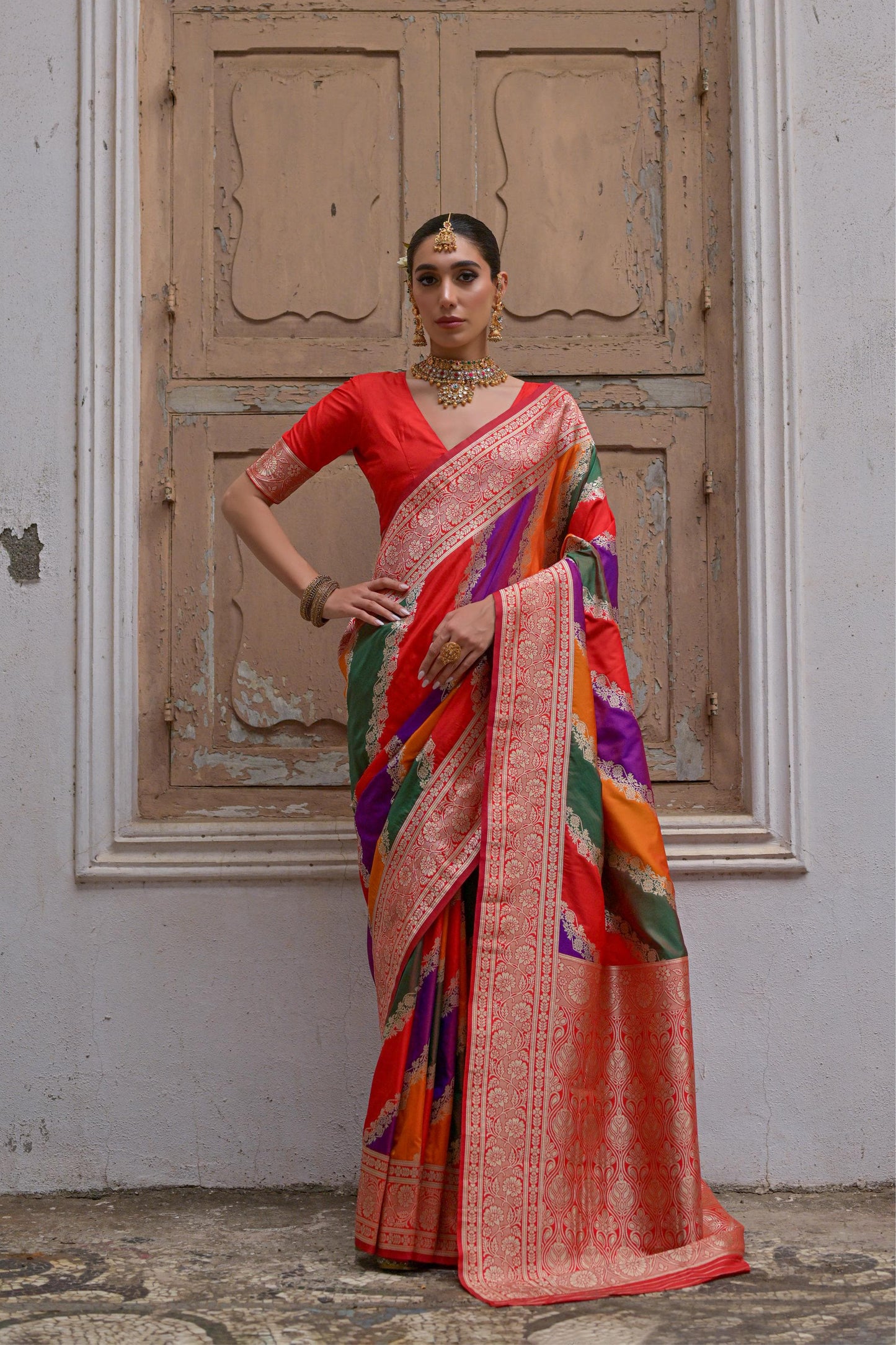 Kayatri New Banarasi Silk Zari Weaving Saree