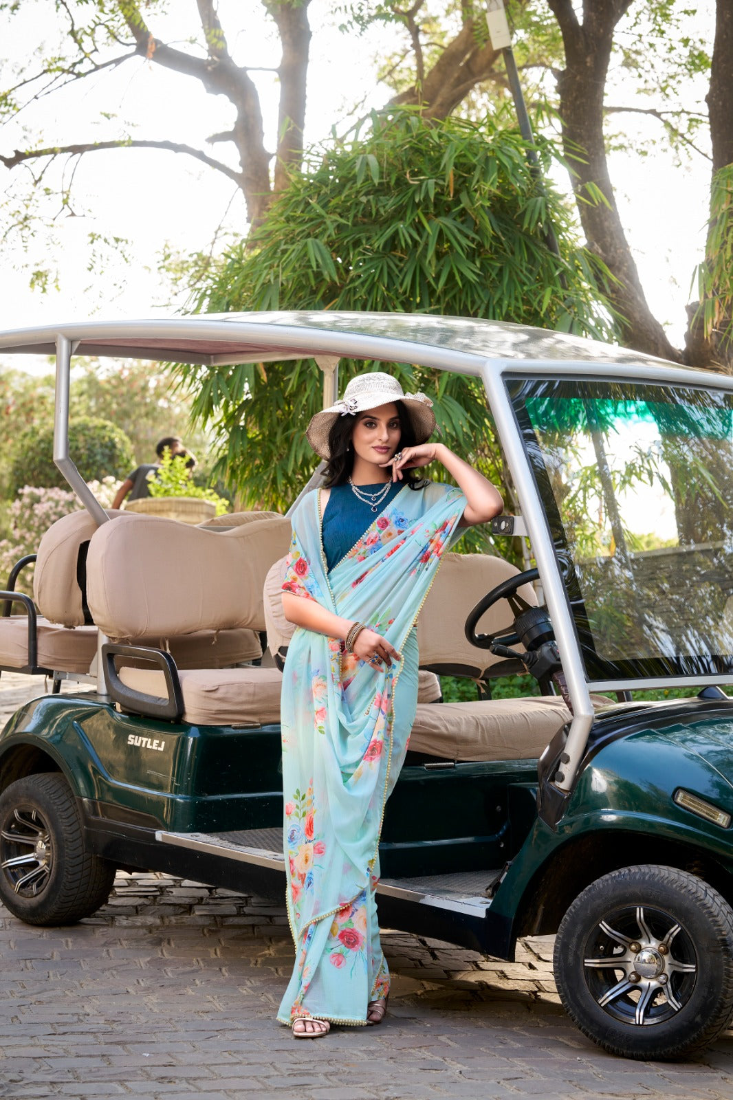 Kayatri New Summer Special Weightless Saree