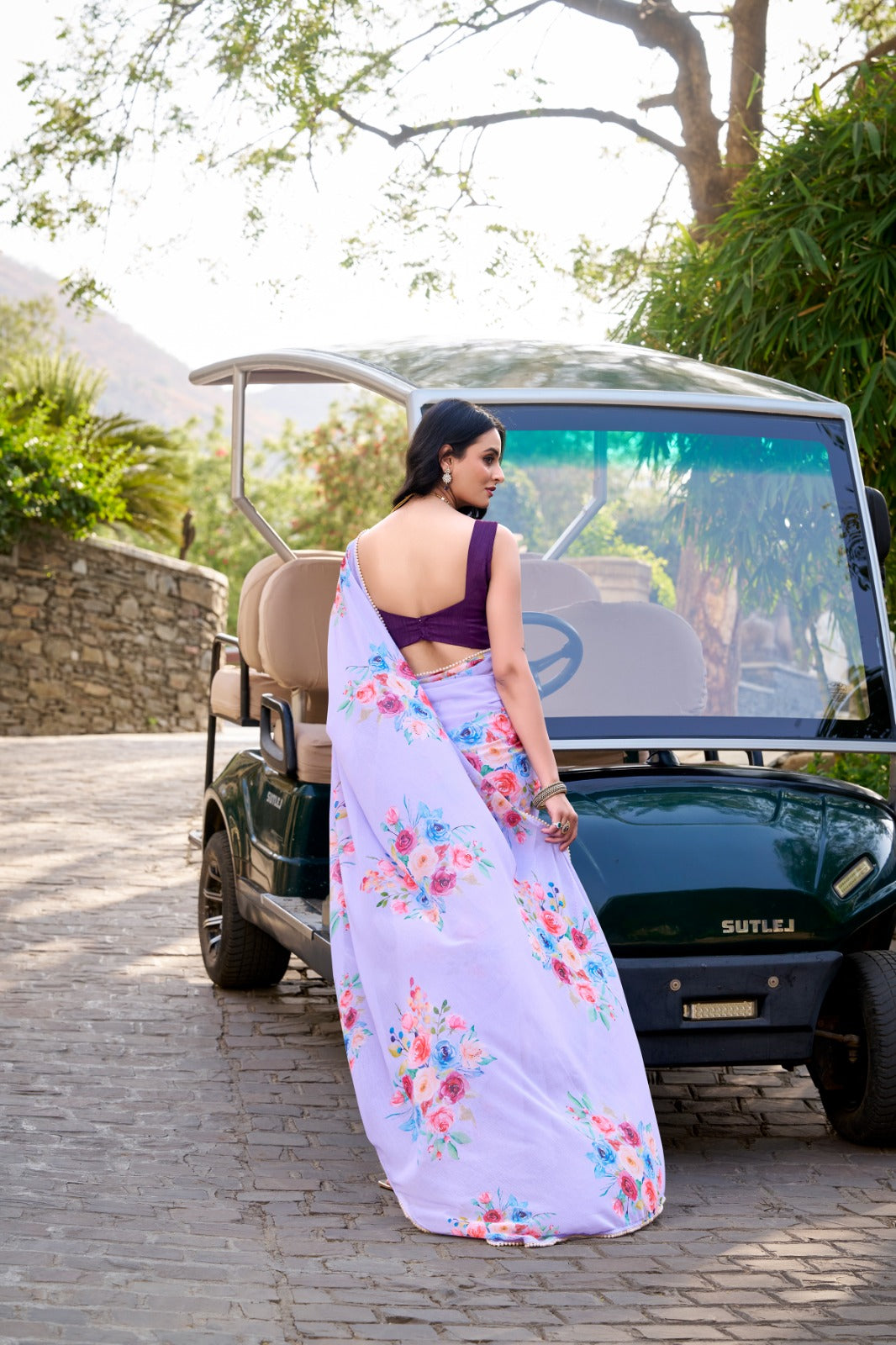 Kayatri New Summer Special Weightless Saree