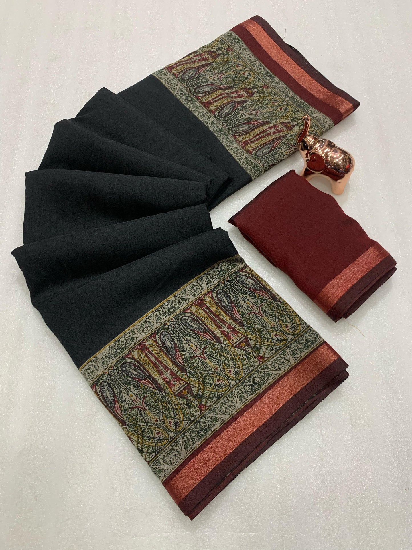 Kayatri New Pure soft black Maheshwari Silk Two tone printed saree
