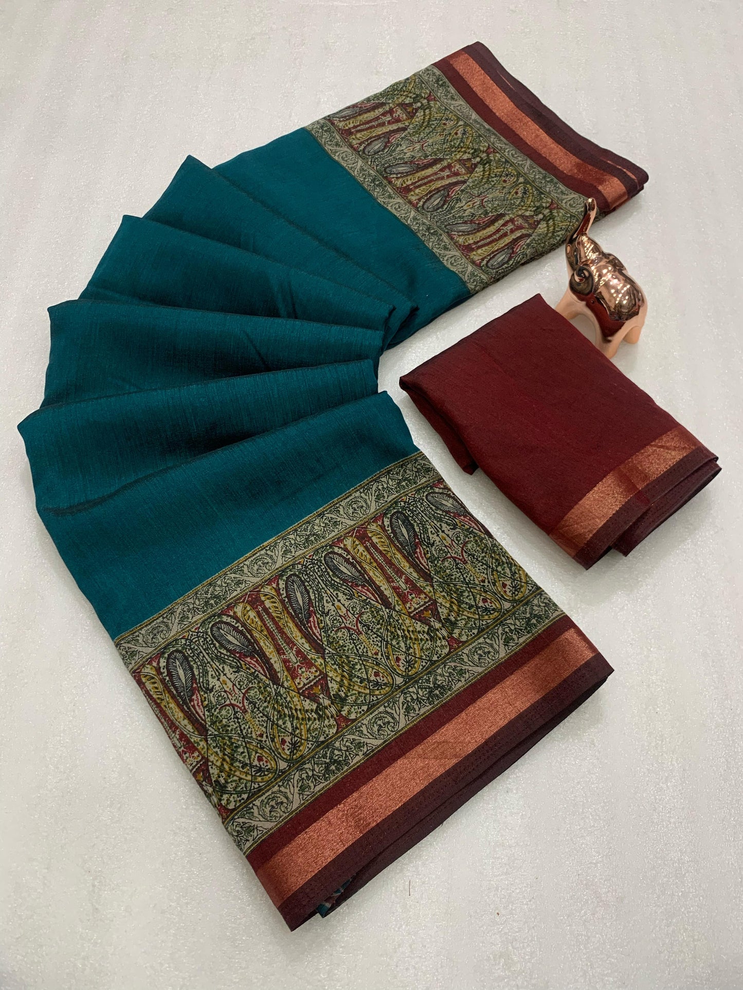 Kayatri New Pure soft black Maheshwari Silk Two tone printed saree