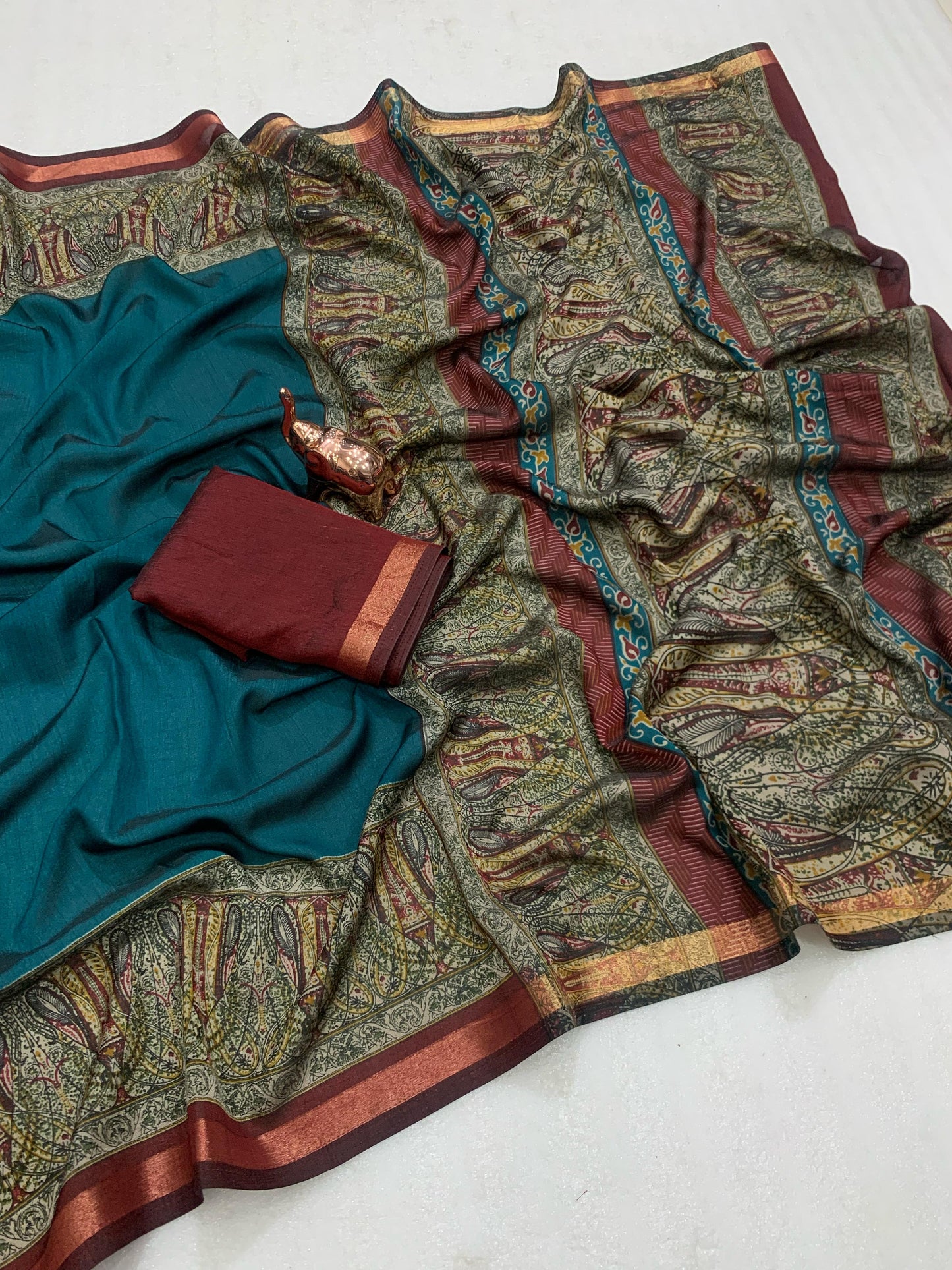 Kayatri New Pure soft black Maheshwari Silk Two tone printed saree