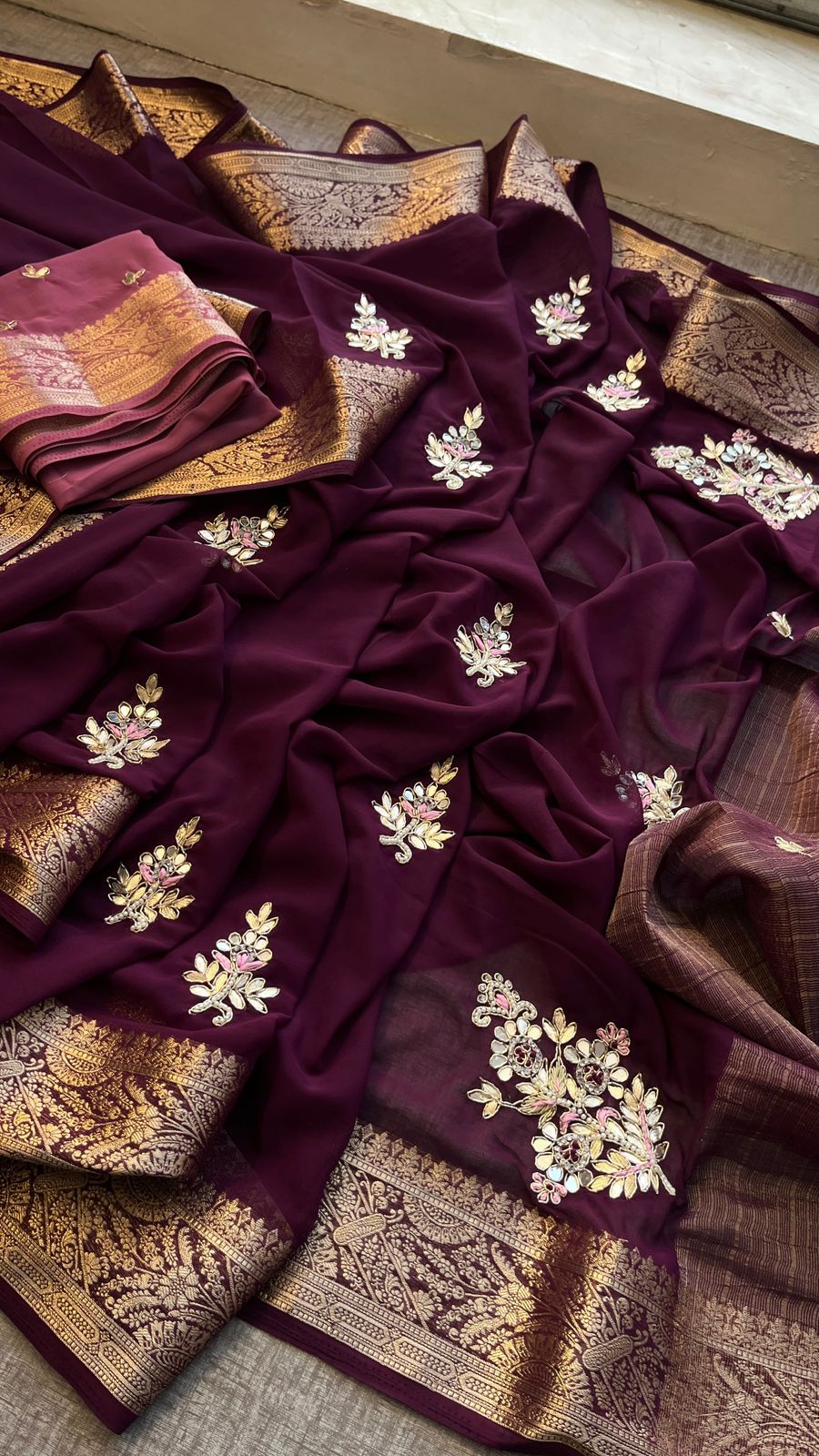 Kayatri New Georgette Hand Gotta Patti Work With Contrast Blouse Saree