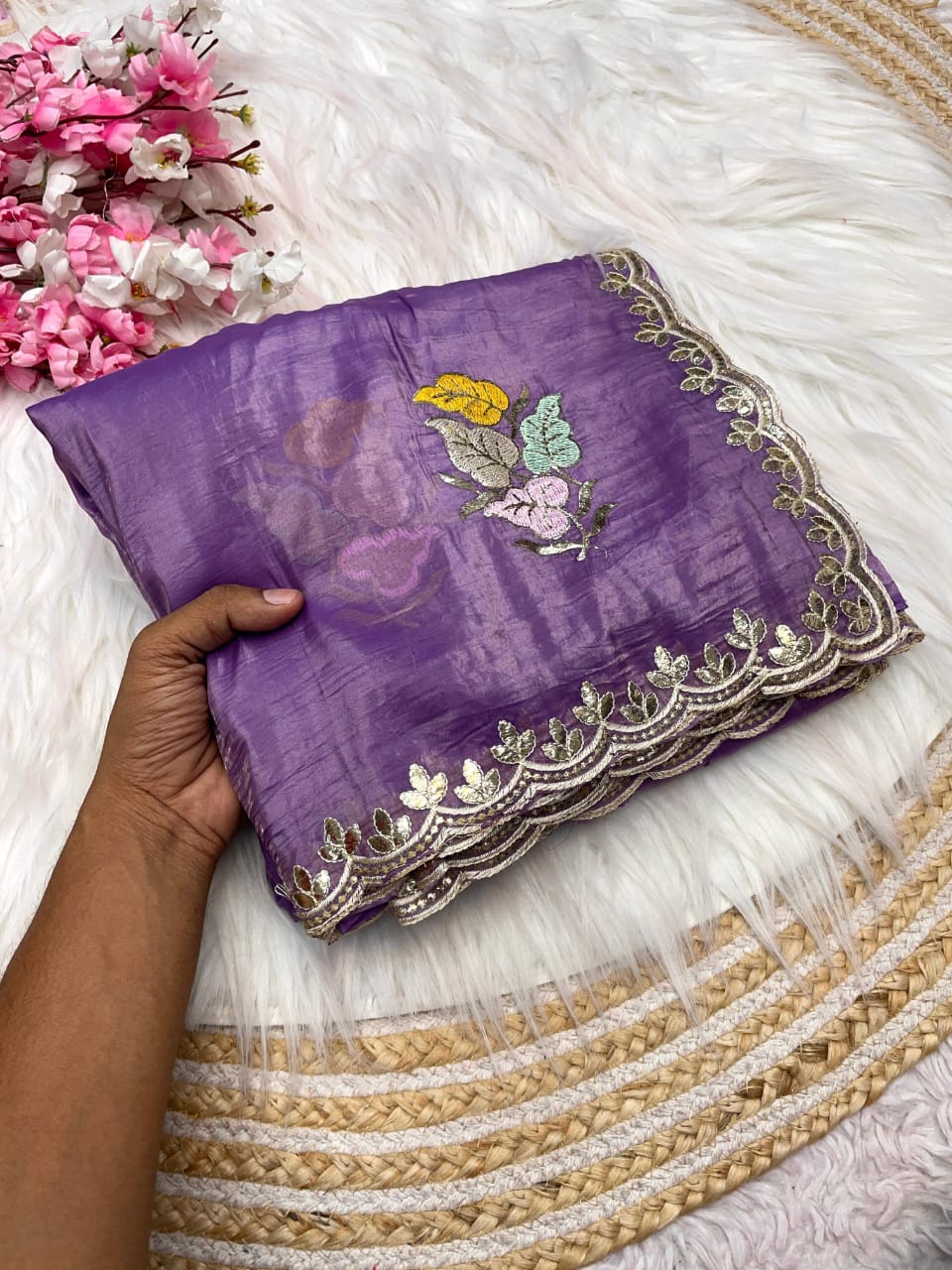 Kayatri New Soft light weight Gold crush Cutwork Broder Saree