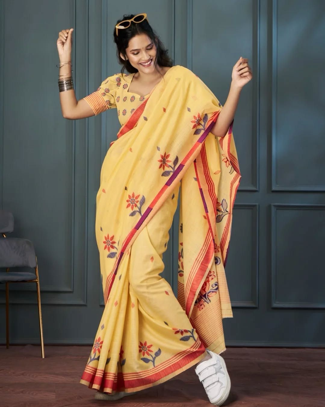 Kayatri Latest Floral Linen Printed Saree