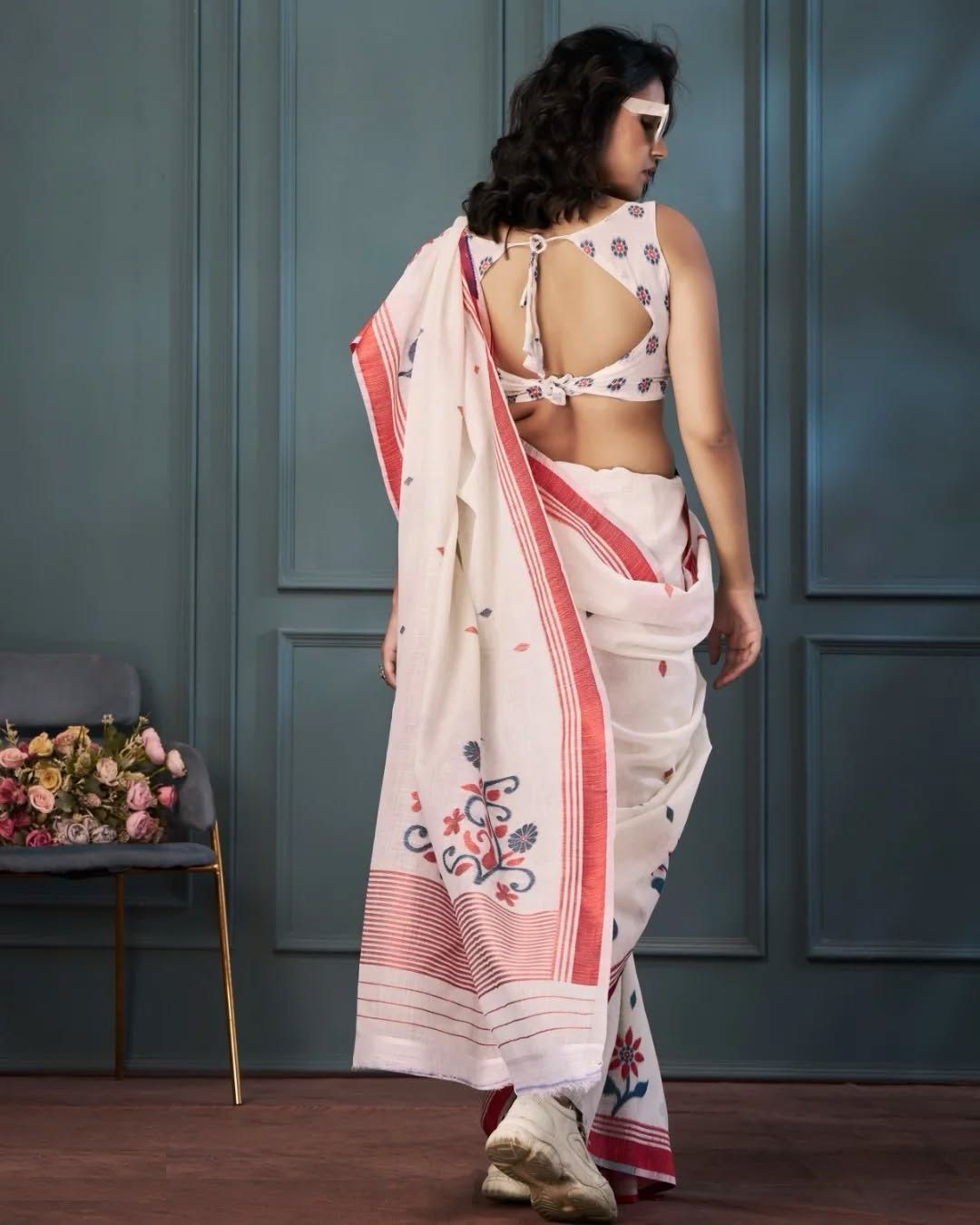 Kayatri Latest Floral Linen Printed Saree