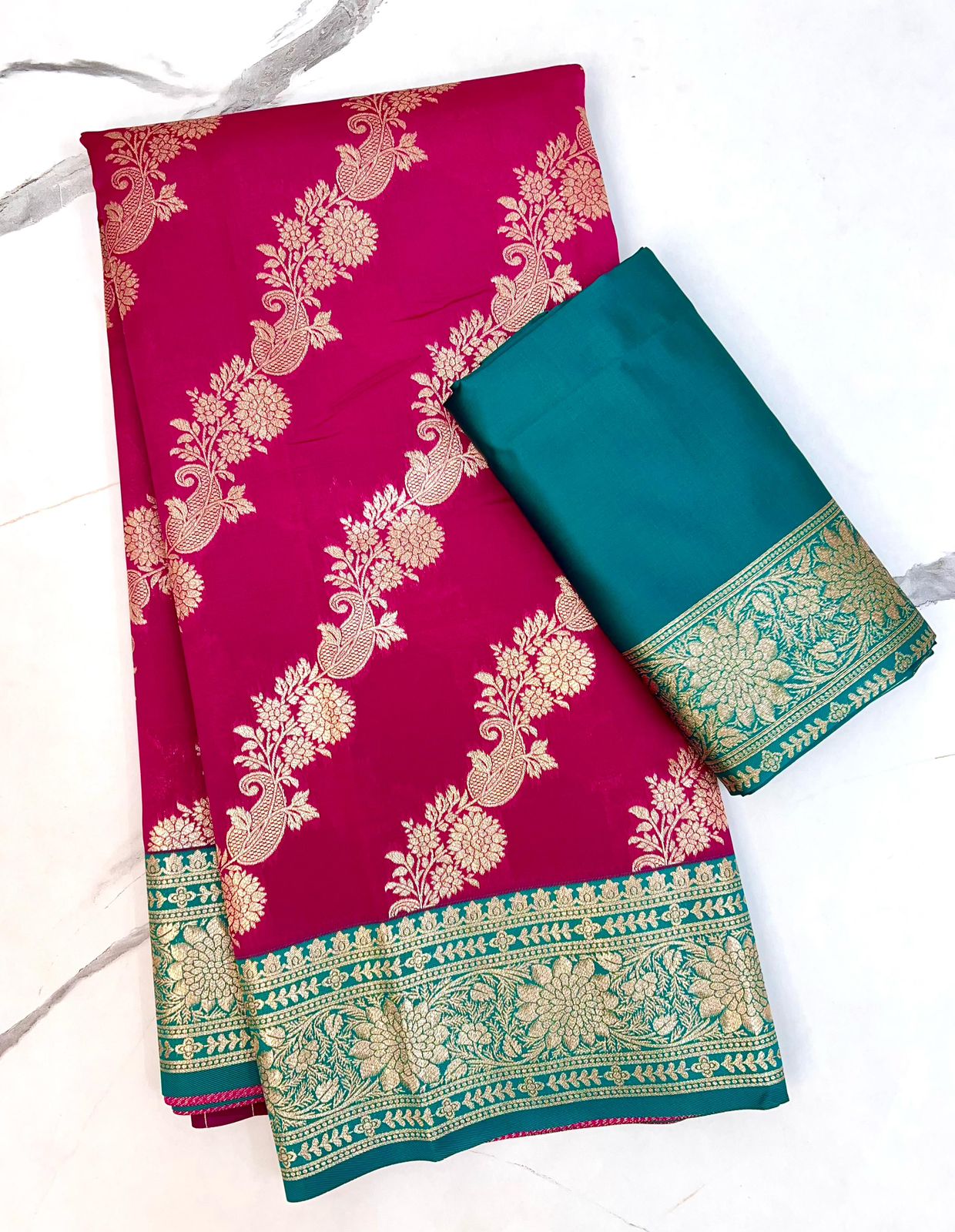 Kayatri New Designer Soft Silk Meenakari Zari Weaving Saree