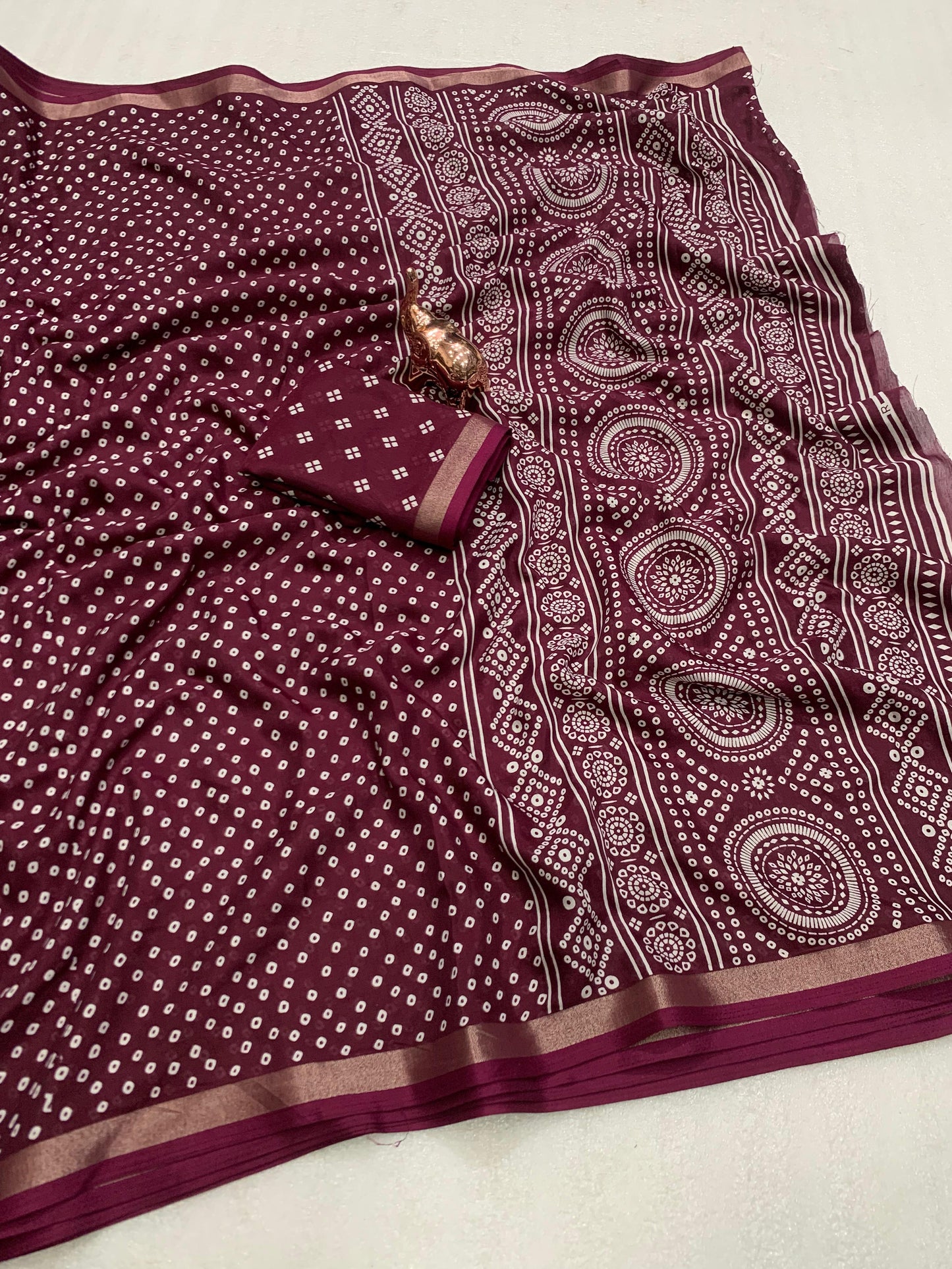 Kayatri New Cotton Silk Bandhani Printed And Golden Zari Patti Border Saree
