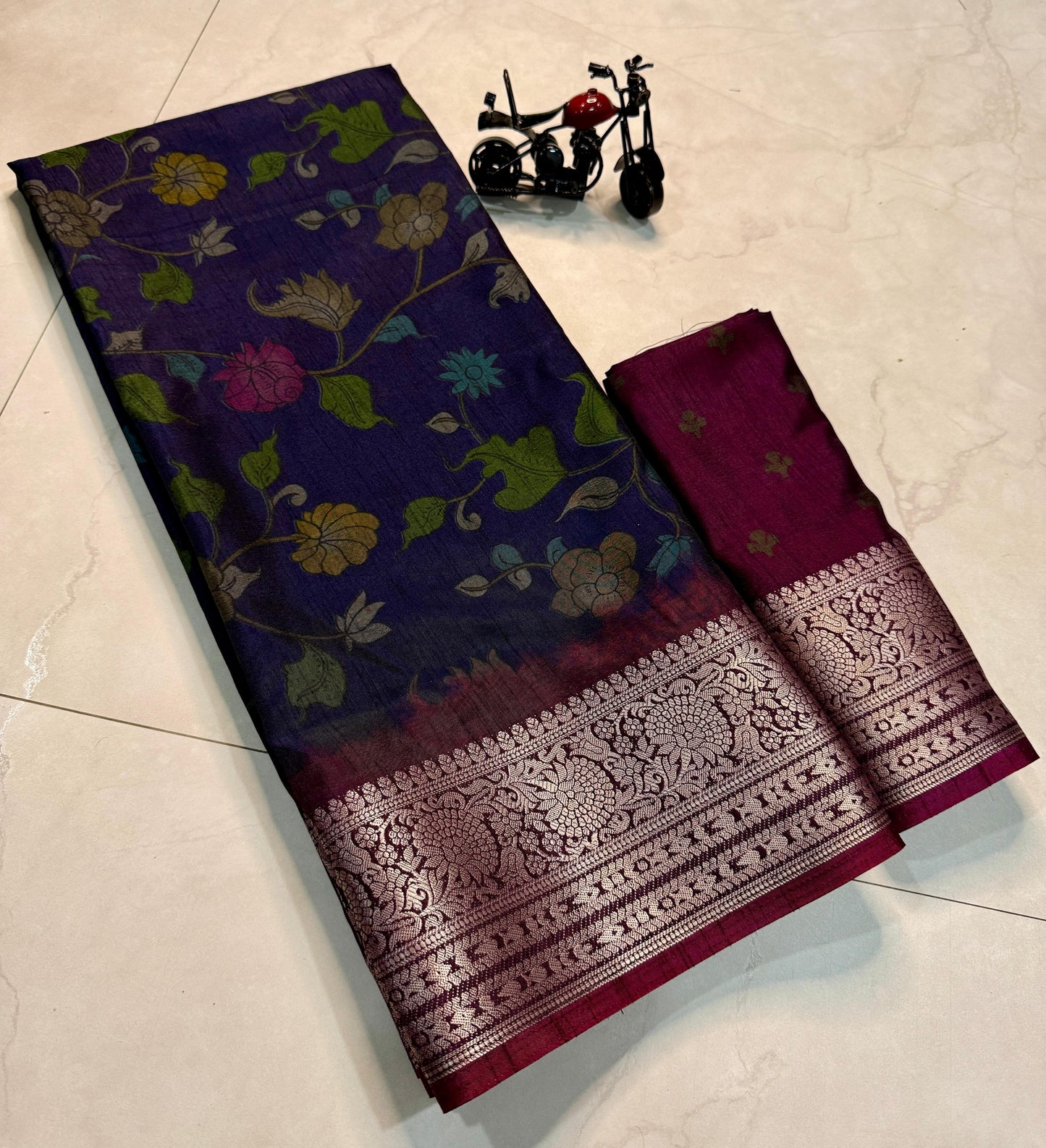 Kayatri New super Two Tone  Dola Silk Flower Design Saree