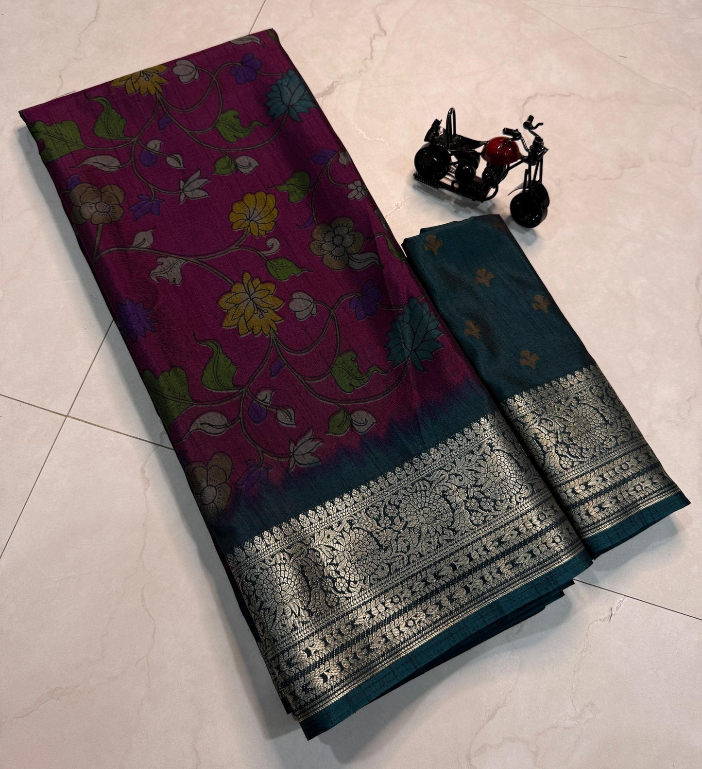 Kayatri New super Two Tone  Dola Silk Flower Design Saree