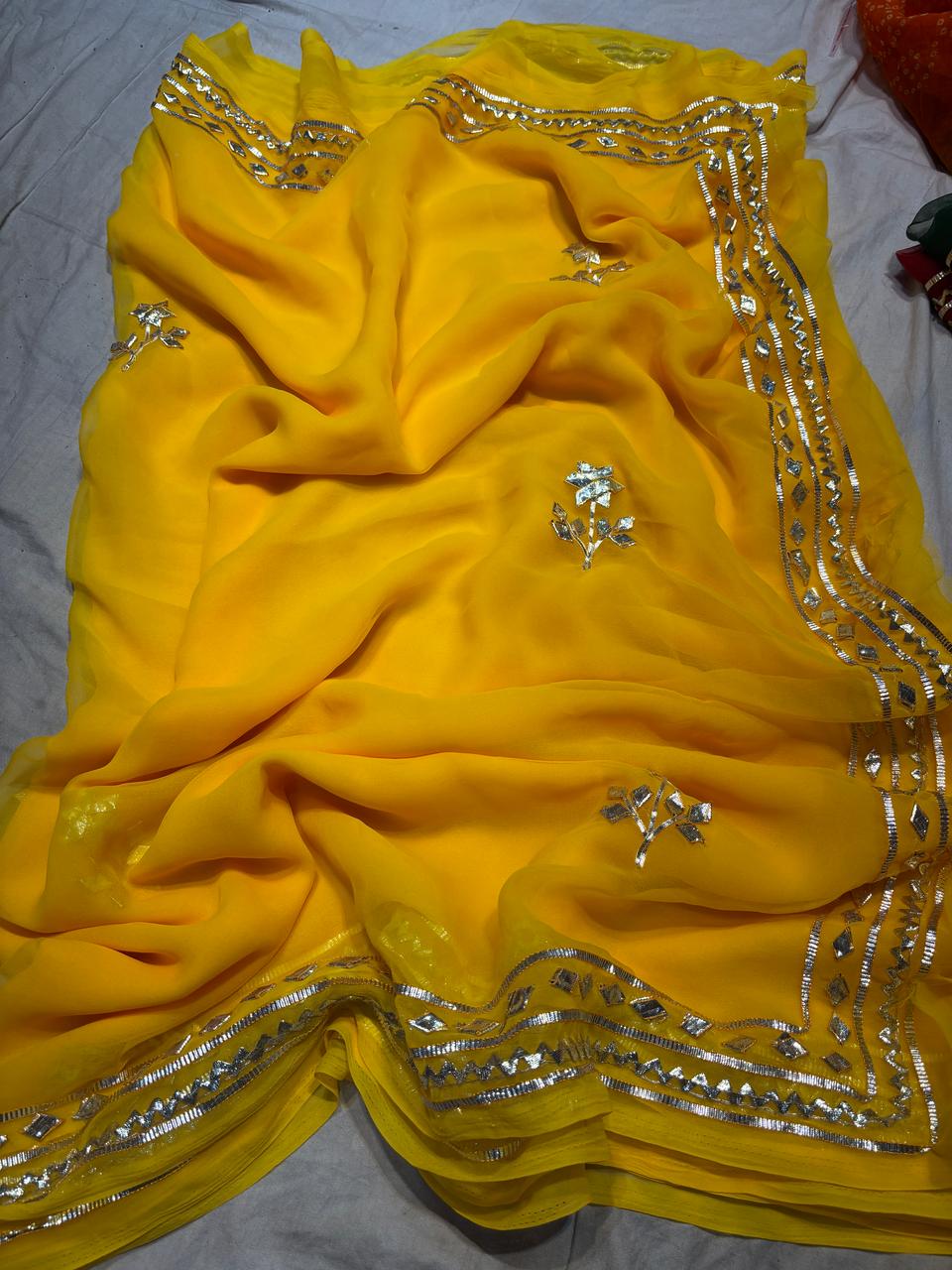Kayatri New Chiffon 30*30 kacha Gotapatti Machine Work Saree