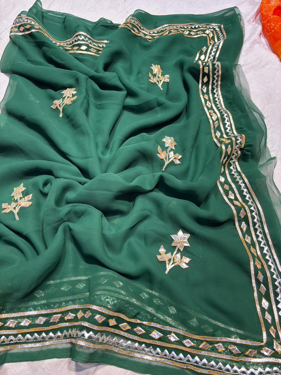 Kayatri New Chiffon 30*30 kacha Gotapatti Machine Work Saree