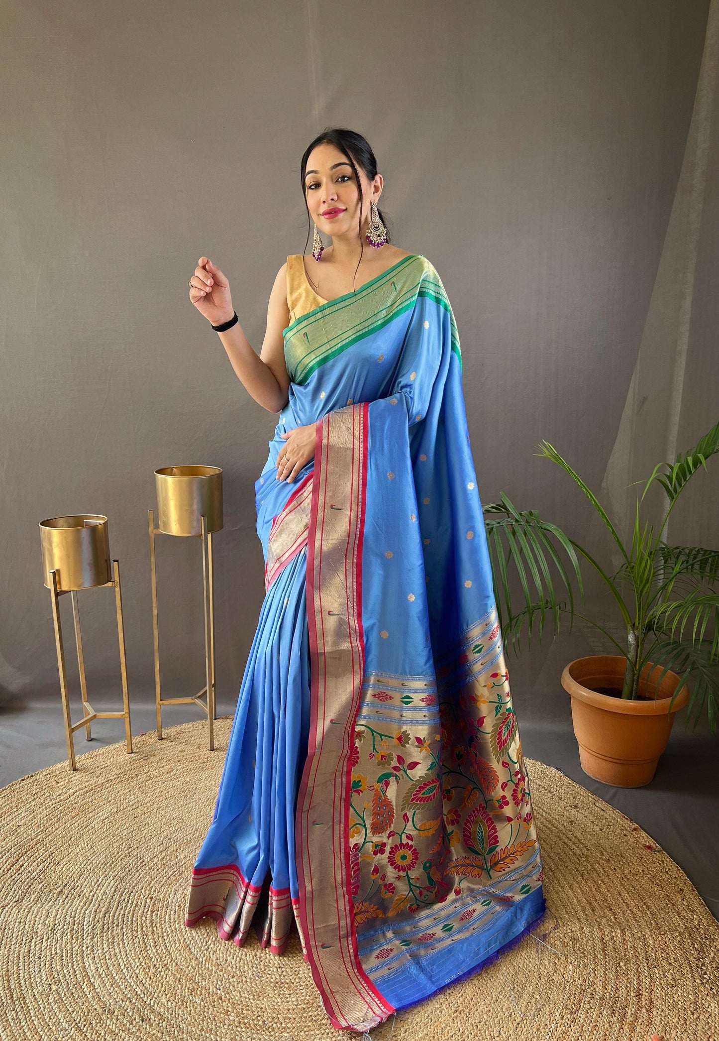 Kayatri New Ganga Jamuna Border Combination Saree