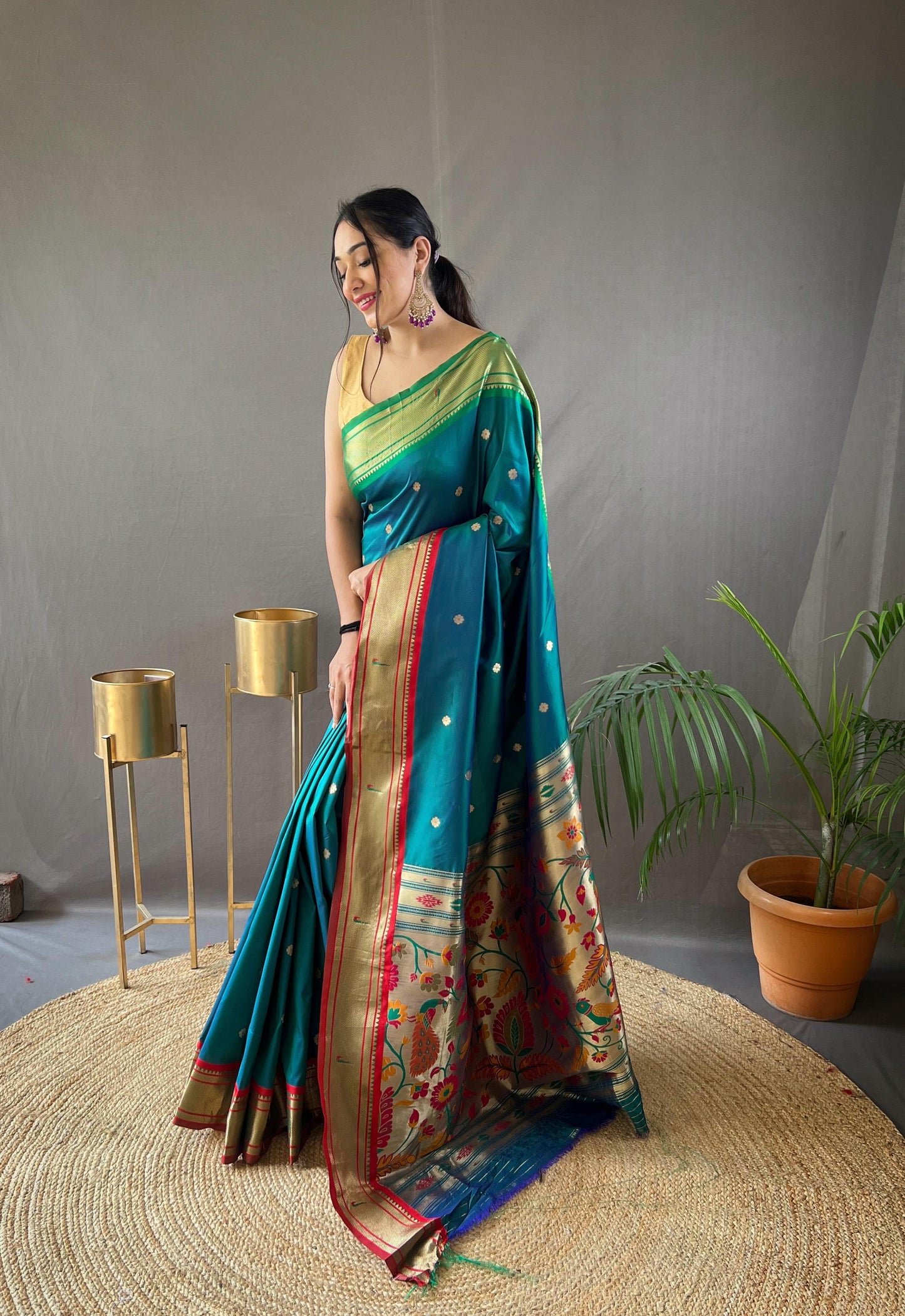 Kayatri New Ganga Jamuna Border Combination Saree