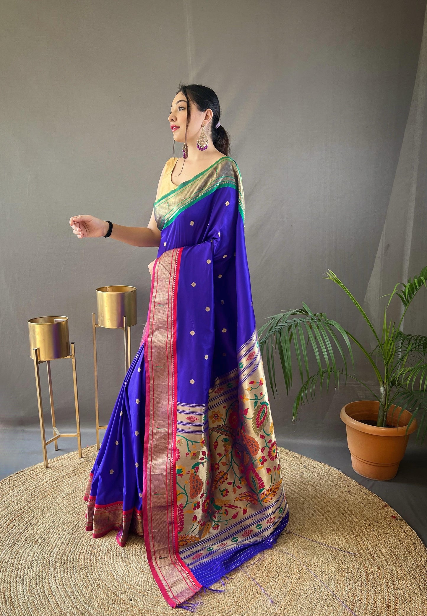 Kayatri New Ganga Jamuna Border Combination Saree