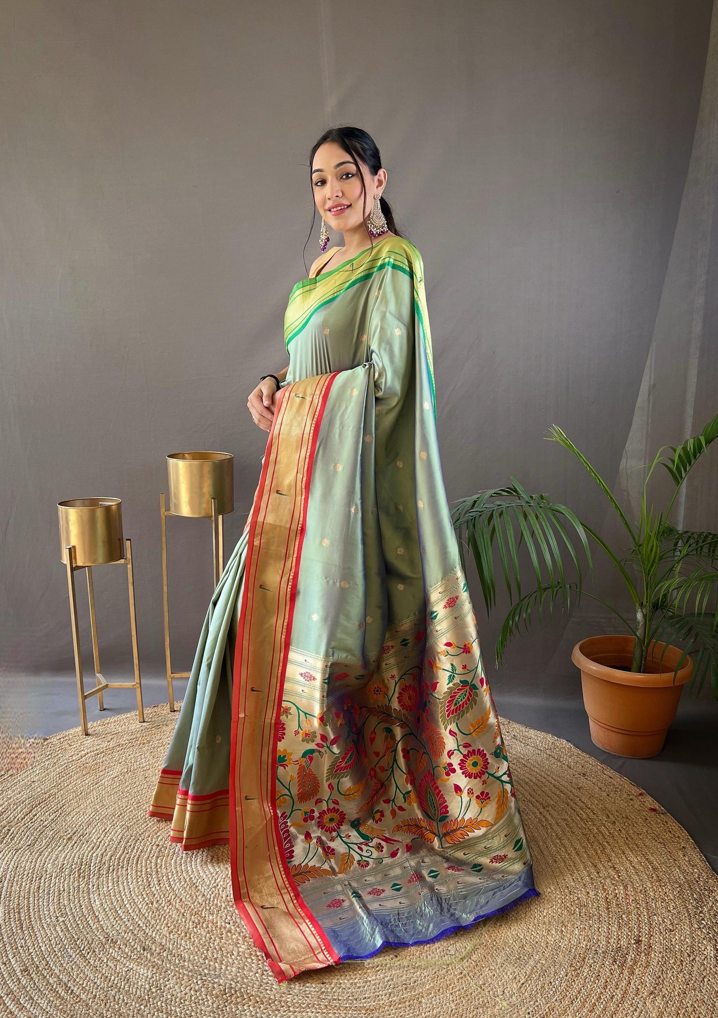 Kayatri New Ganga Jamuna Border Combination Saree
