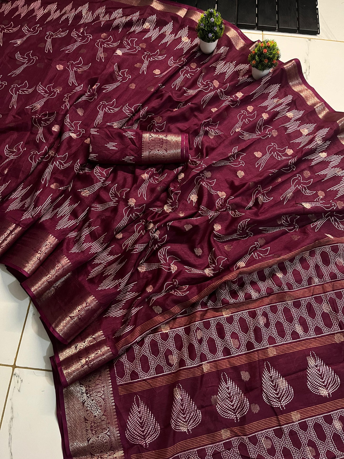 Kayatri New Pure Dola Silk With Jackard Printed Saree