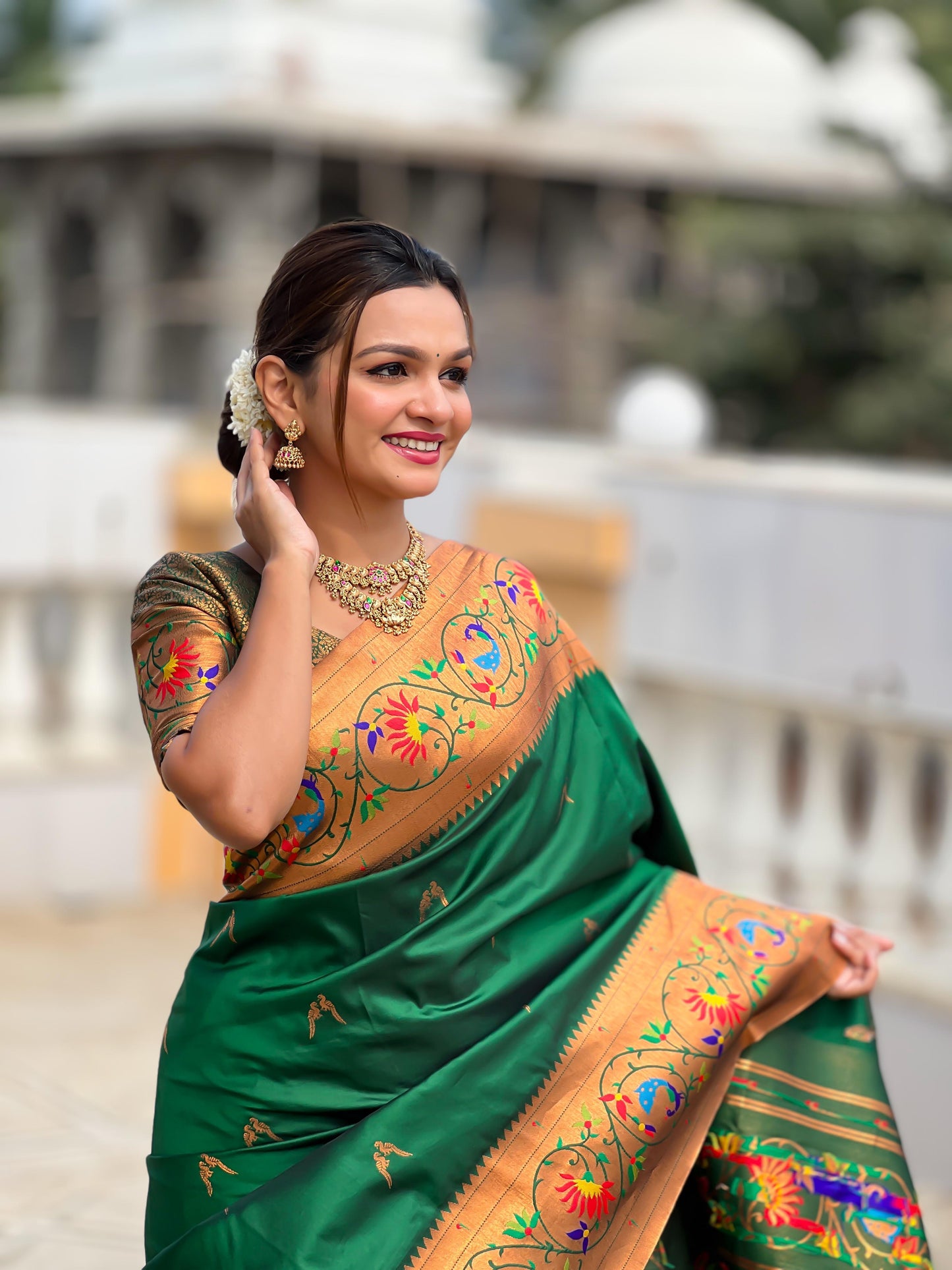 Kayatri New Designer Peacock Design Meenakari Weaving Saree