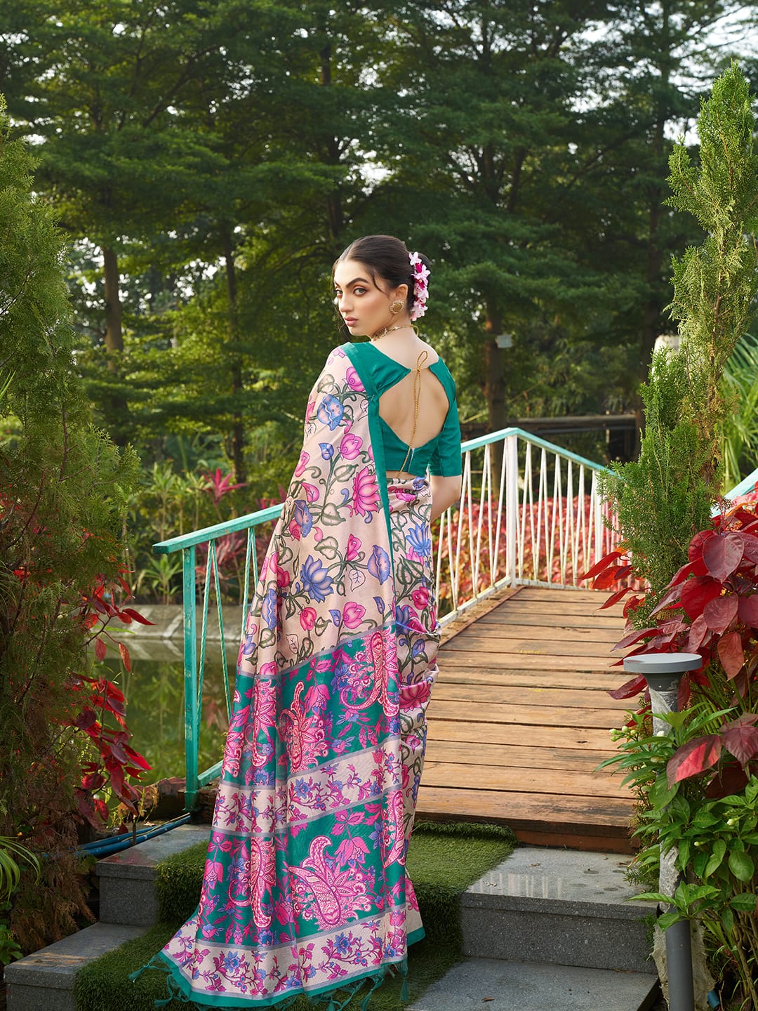 Kayatri New Soft Tussar Silk Kalamkari And Traditional Print Saree