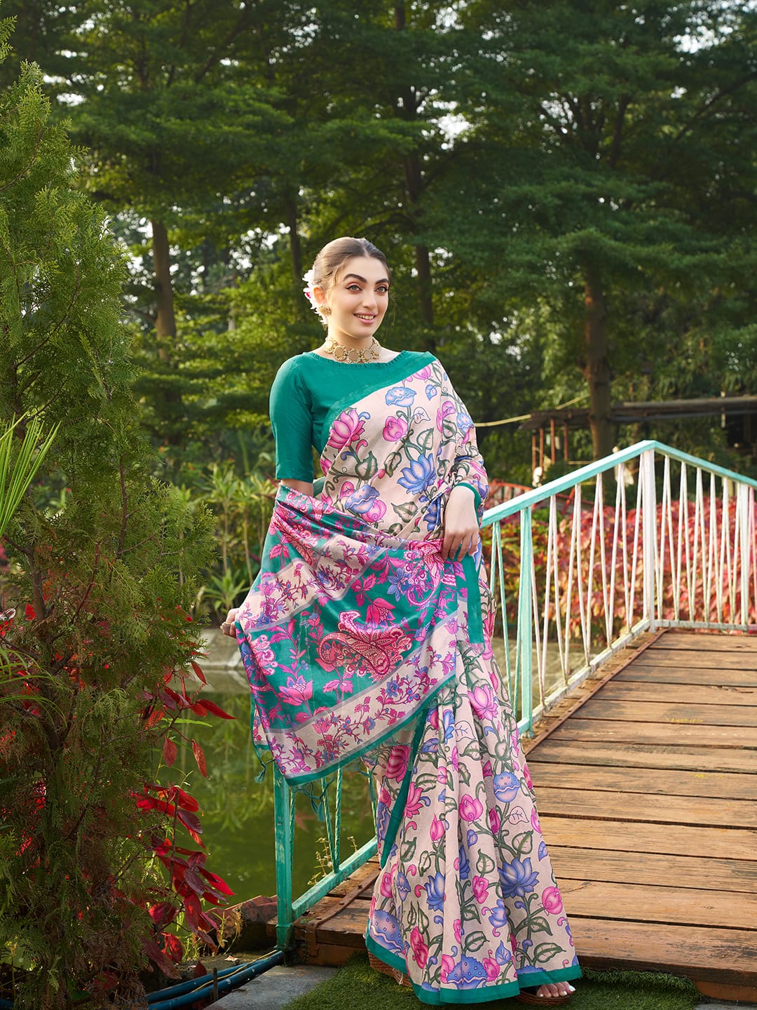 Kayatri New Soft Tussar Silk Kalamkari And Traditional Print Saree