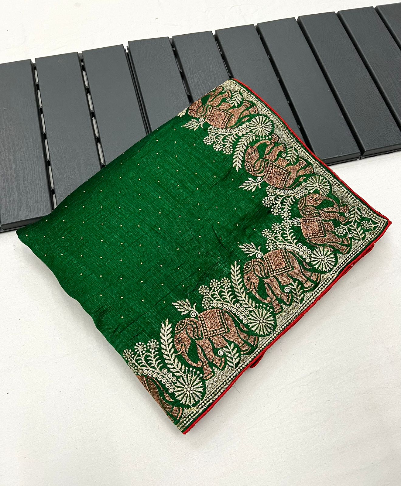 Kayatri New Vichitra Silk Zari With Stone Work Saree