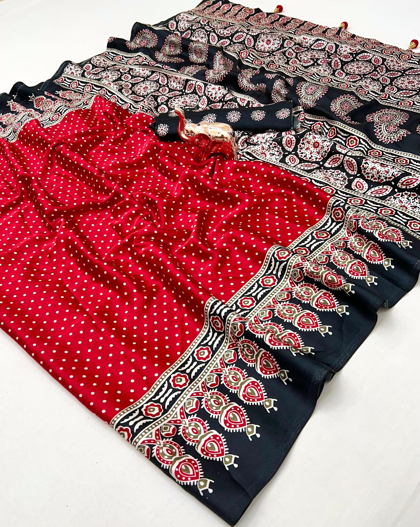 Kayatri New Lagdi Gaji Crepe Soft Silk Ajrakh Print Saree