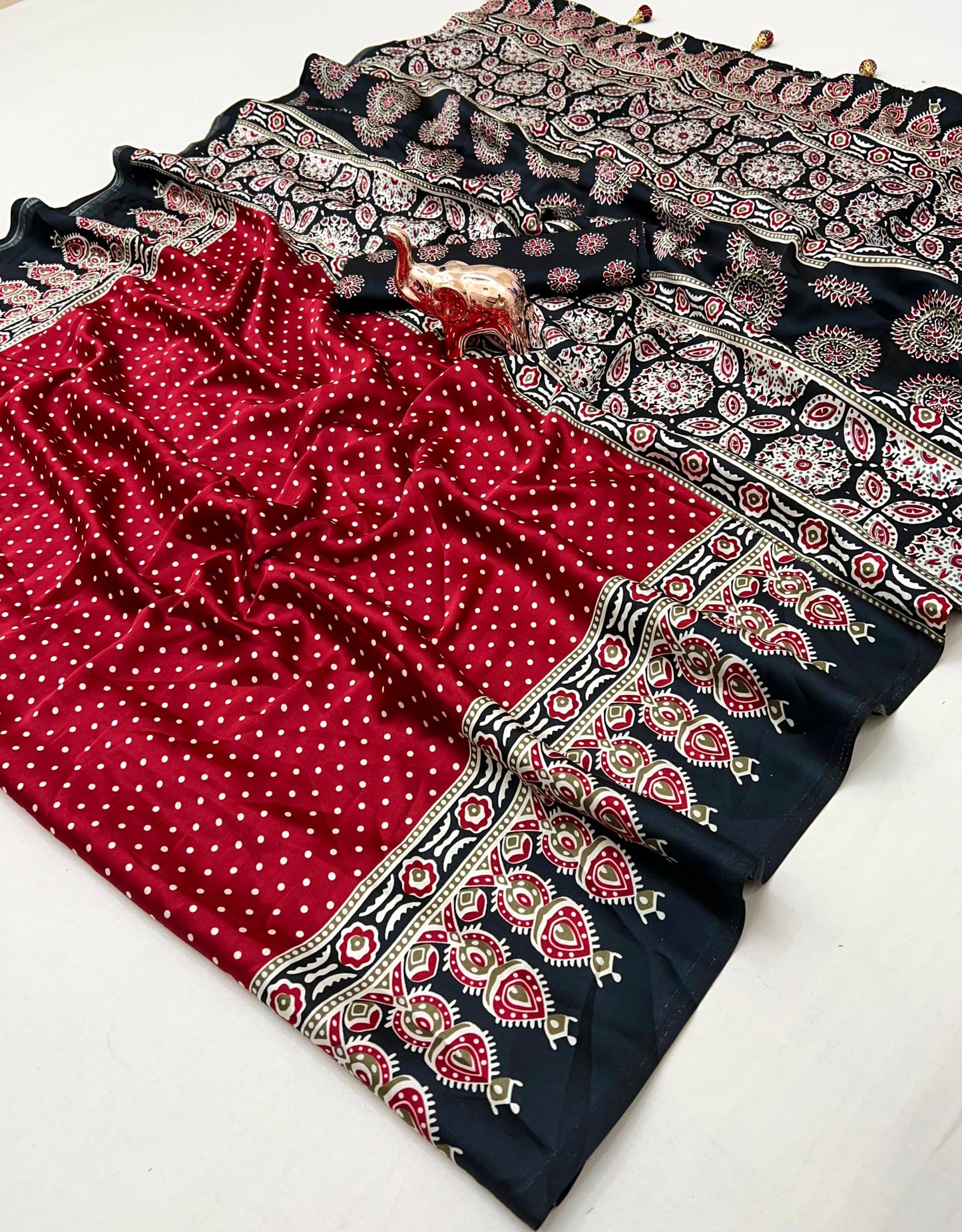 Kayatri New Lagdi Gaji Crepe Soft Silk Ajrakh Print Saree